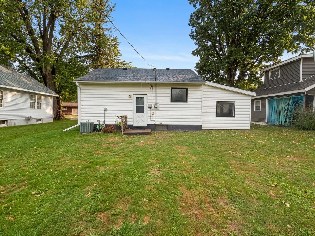 207 Hatten Avenue Property Photo 18