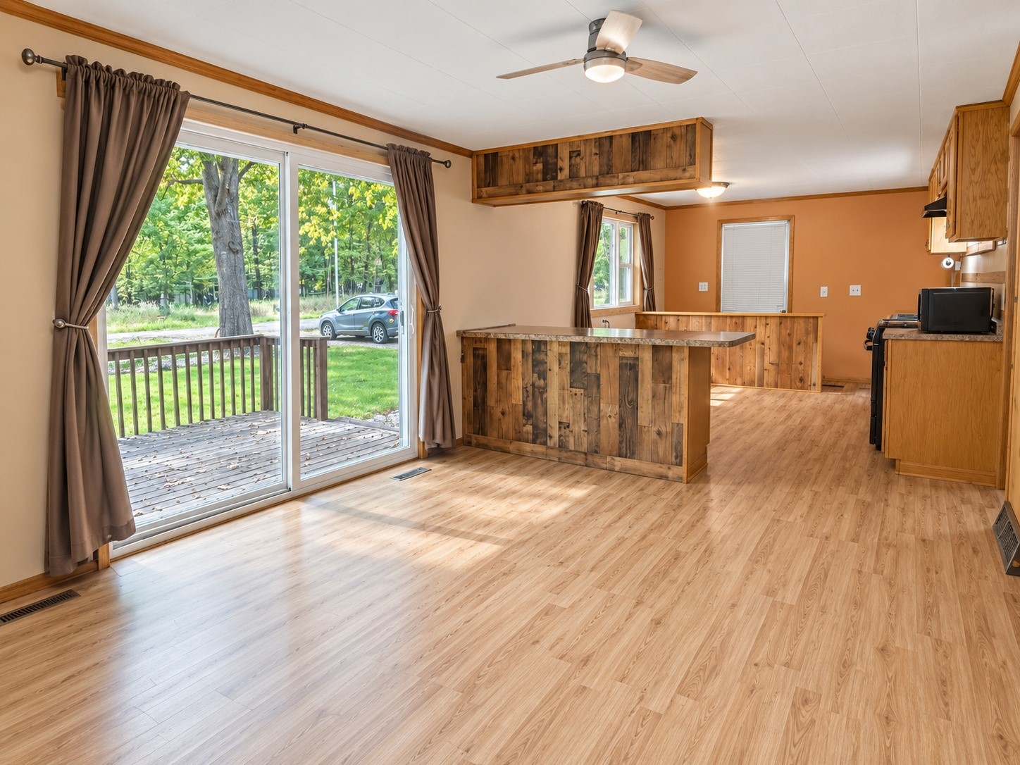 6808 W Woodland Lane Property Photo 12