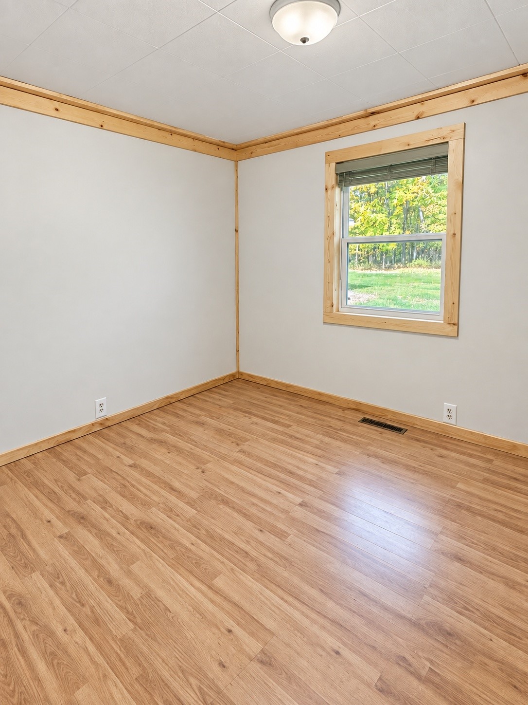 6808 W Woodland Lane Property Photo 17