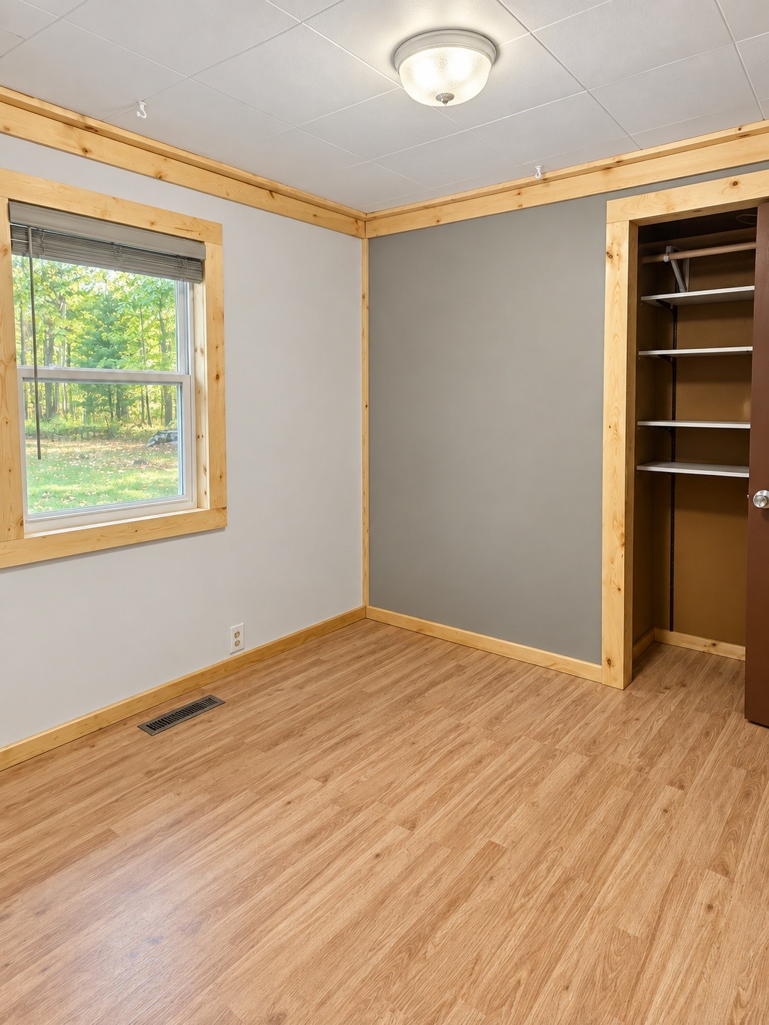 6808 W Woodland Lane Property Photo 18