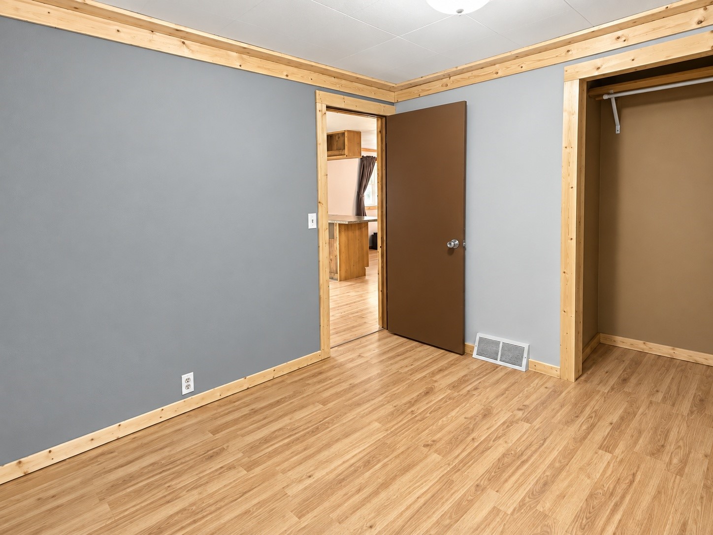 6808 W Woodland Lane Property Photo 19