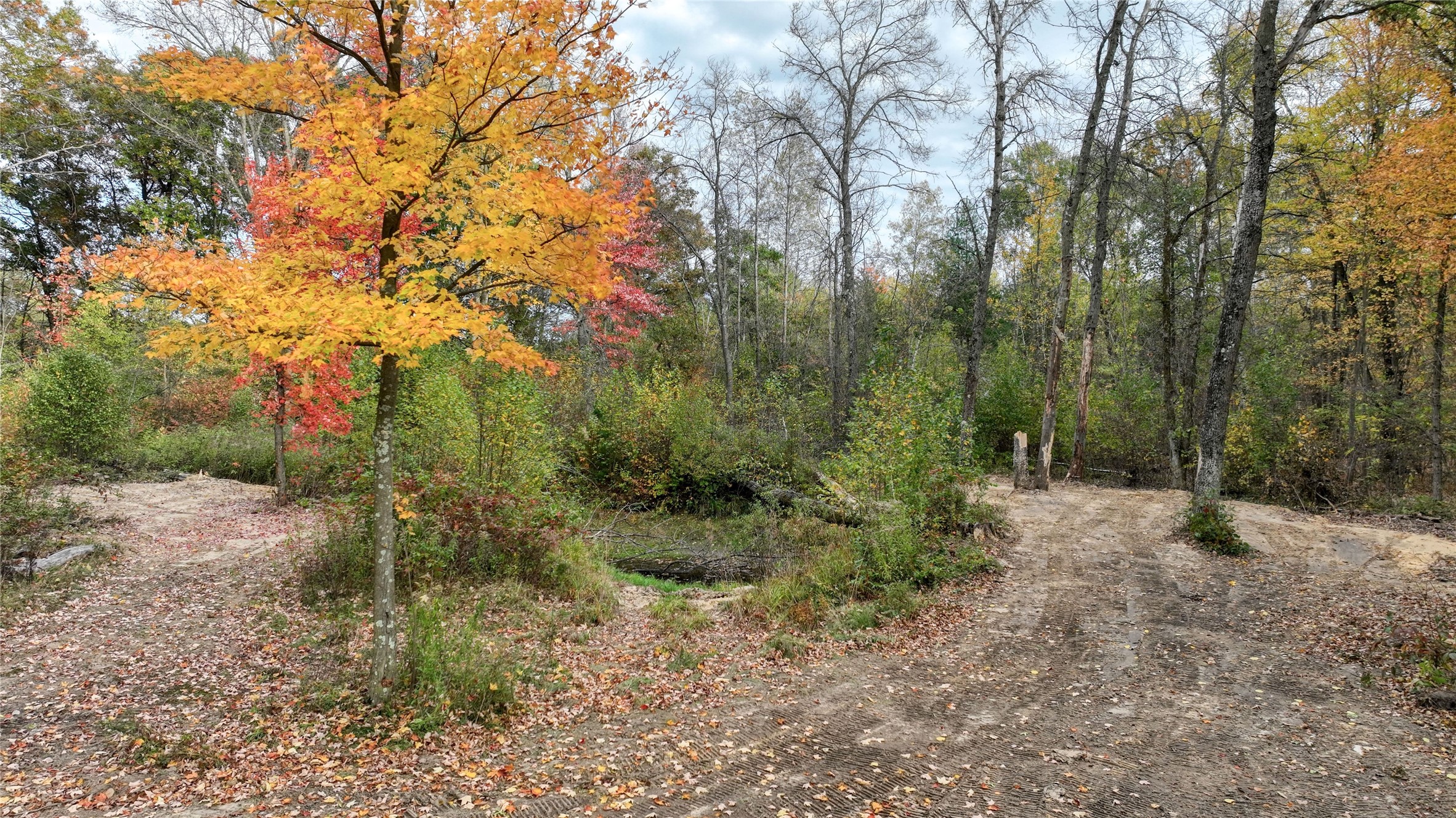 W10730 Sand Creek Court Property Photo 2