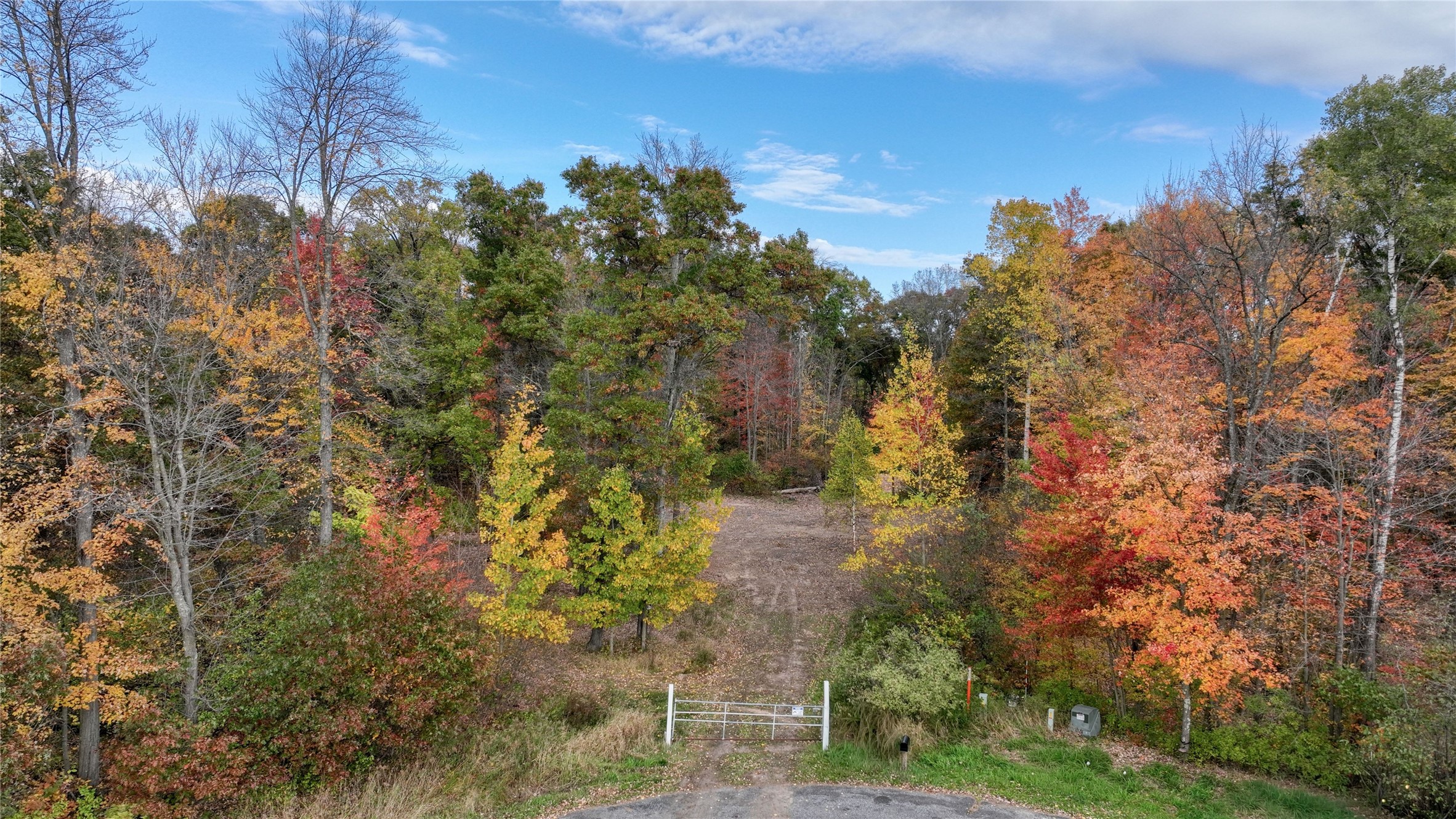 W10730 Sand Creek Court Property Photo 6