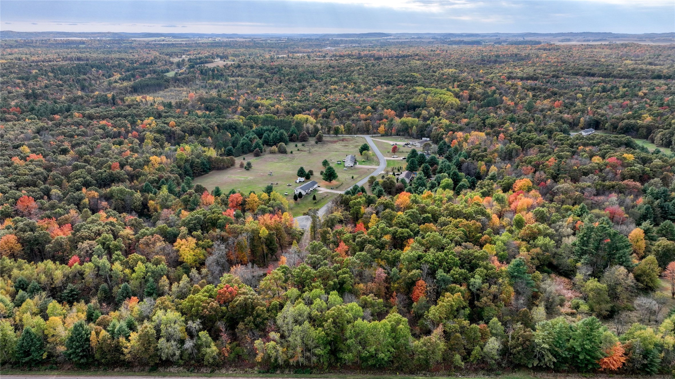 W10730 Sand Creek Court Property Photo 12