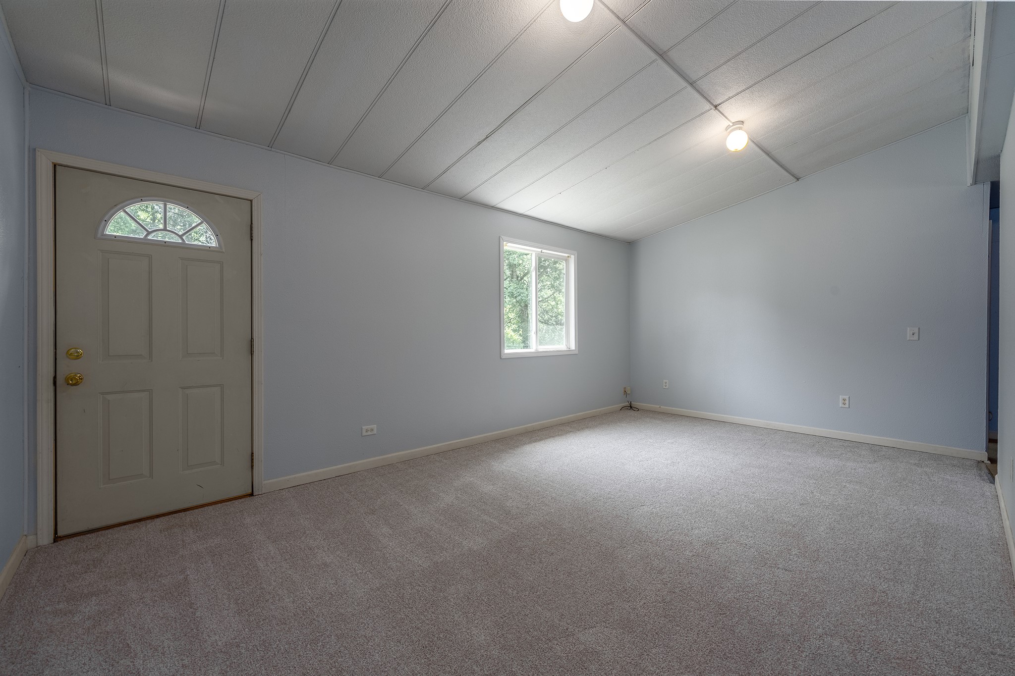 9417 Partridge Road Property Photo 10