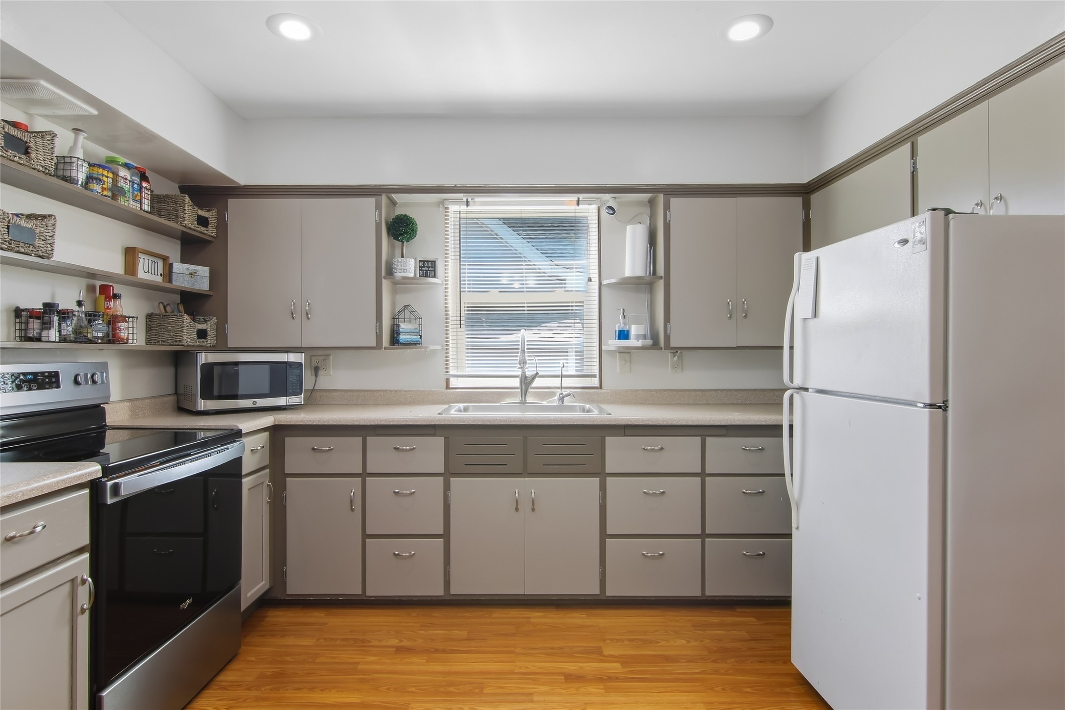 1616 Kranzfelder Street Property Photo 13