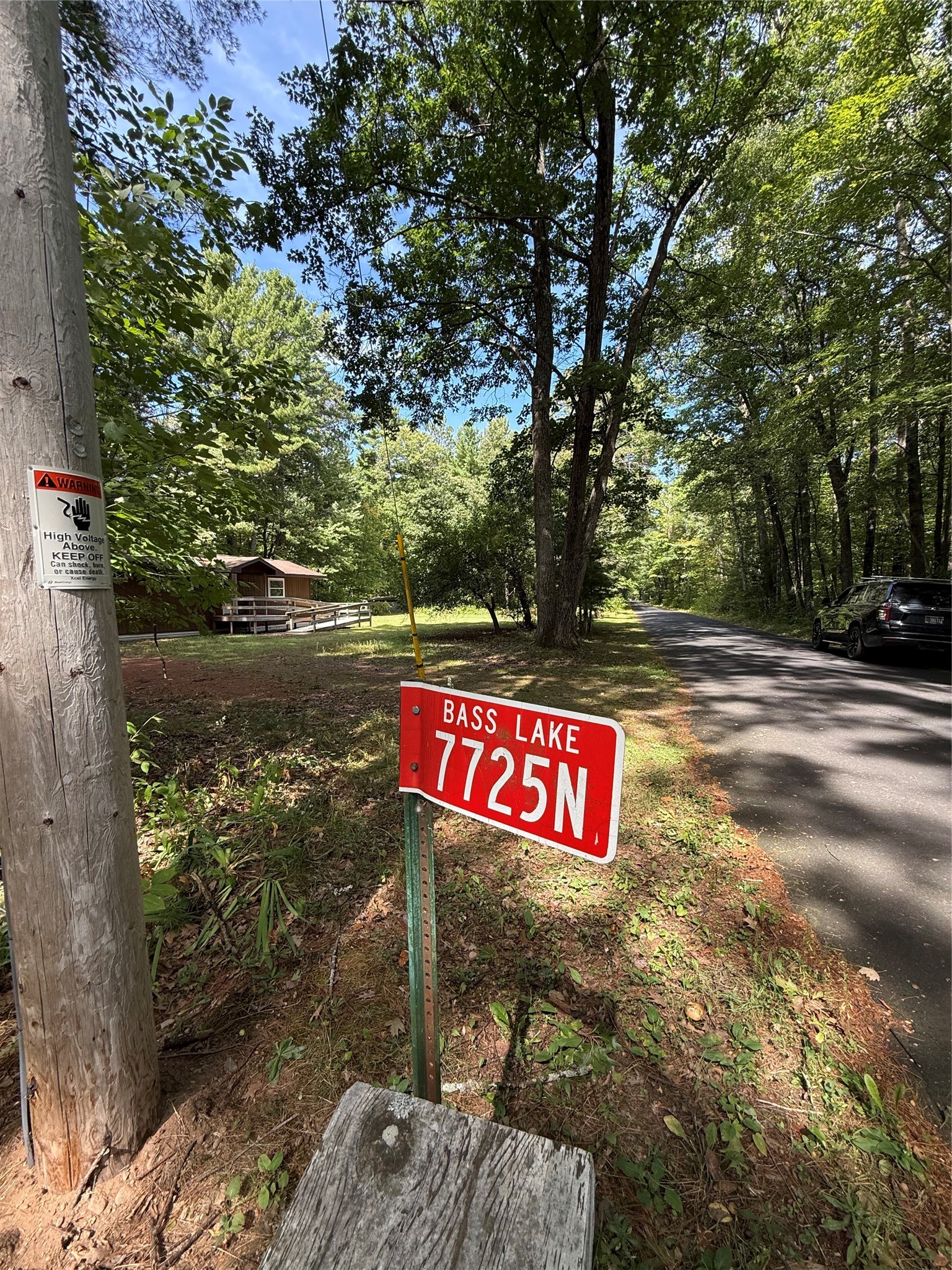 7725 N Dixon Avenue Property Photo 9