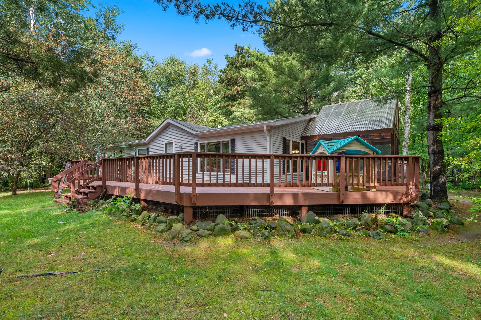 W8268 Sand Road Property Photo 5