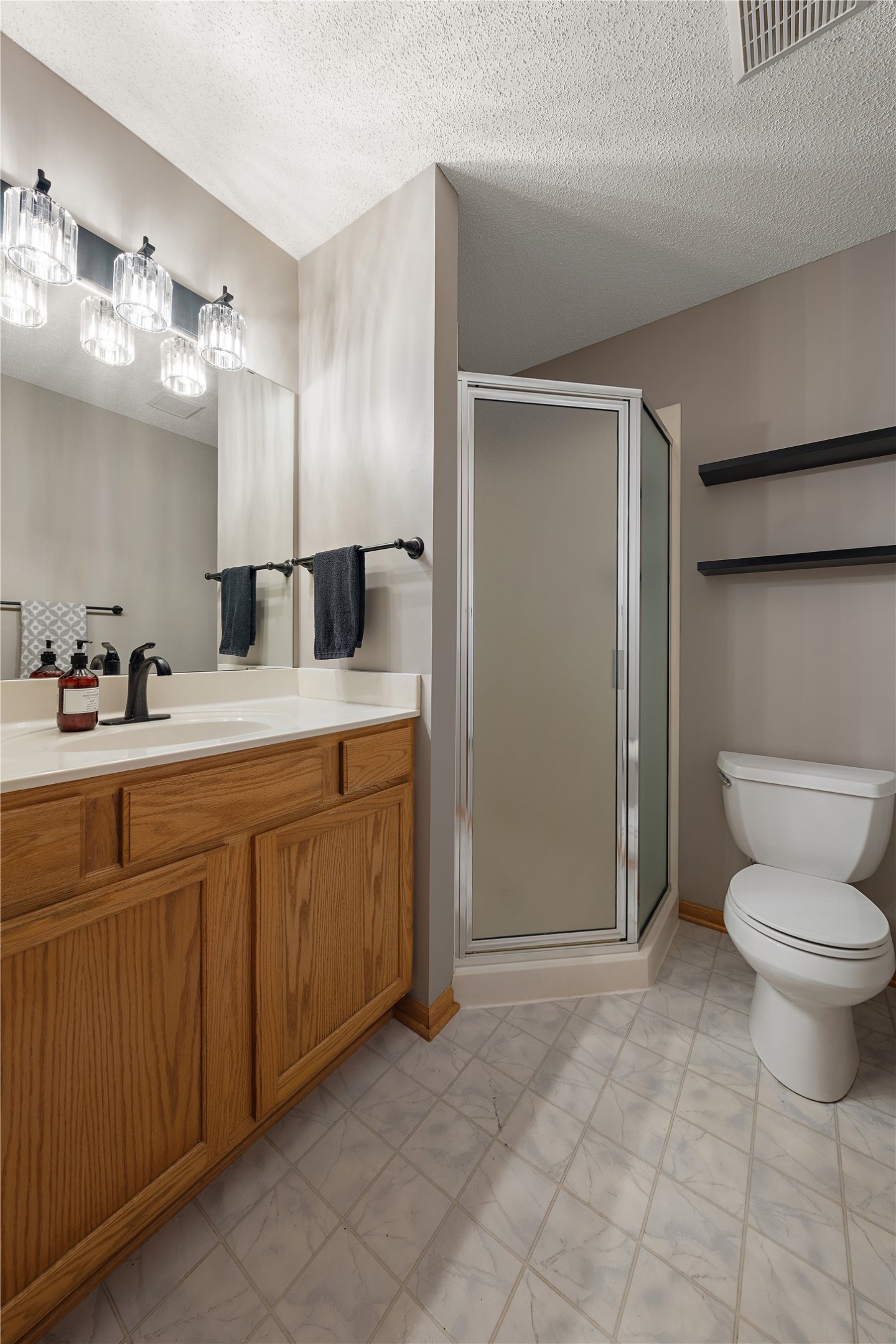 1423 Hunter Hill Road Property Photo 13