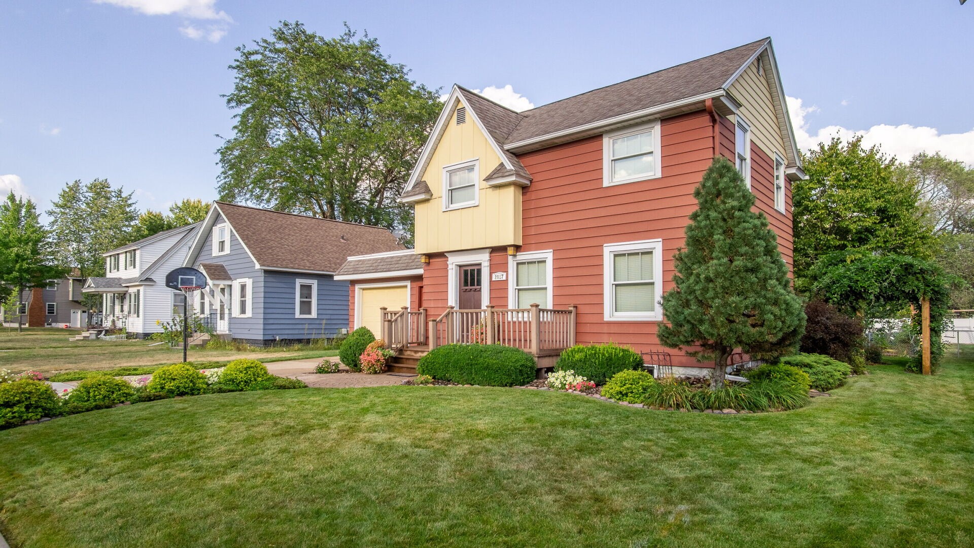 2017 11th Street Property Photo 4
