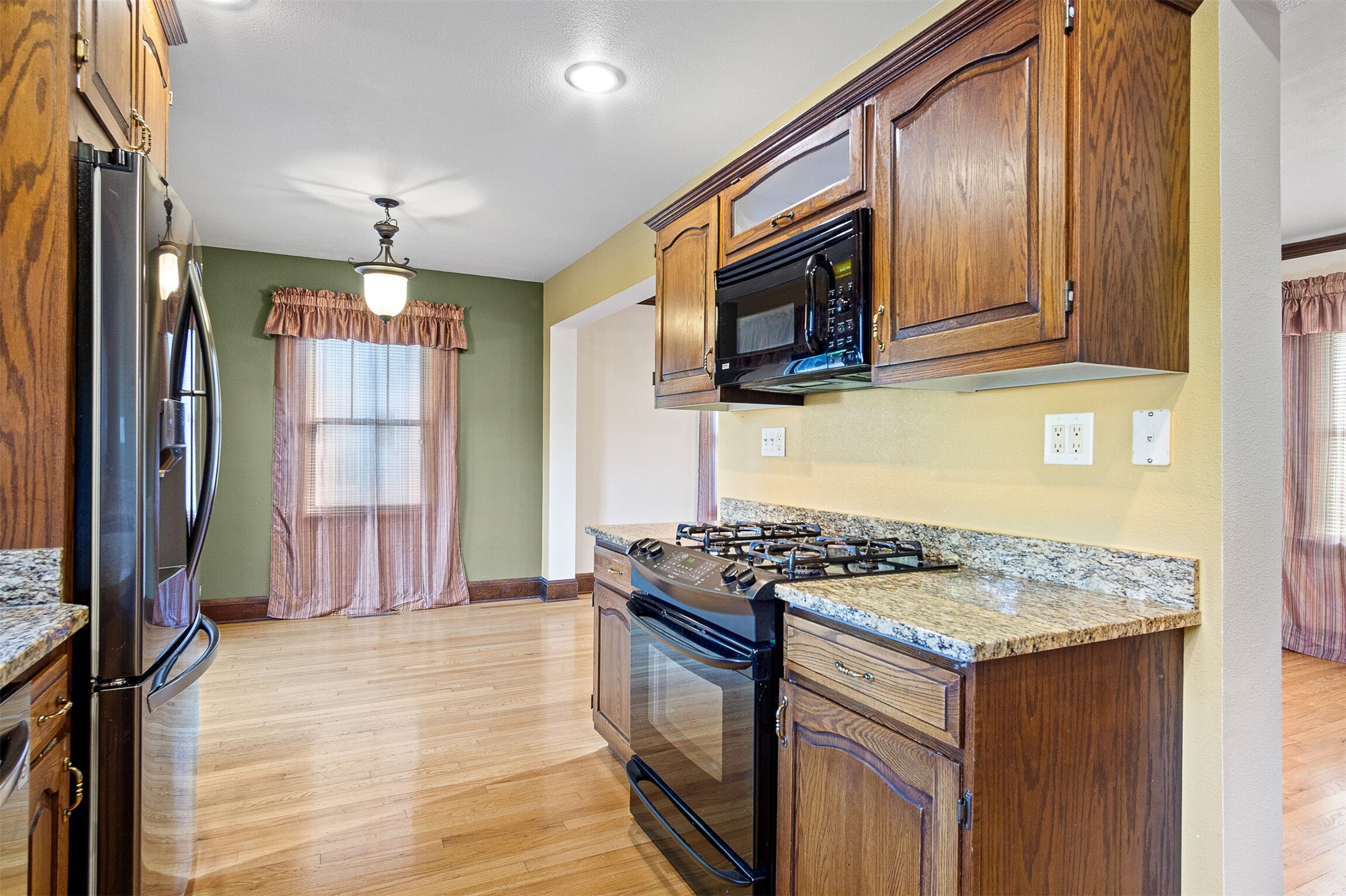 2017 11th Street Property Photo 21