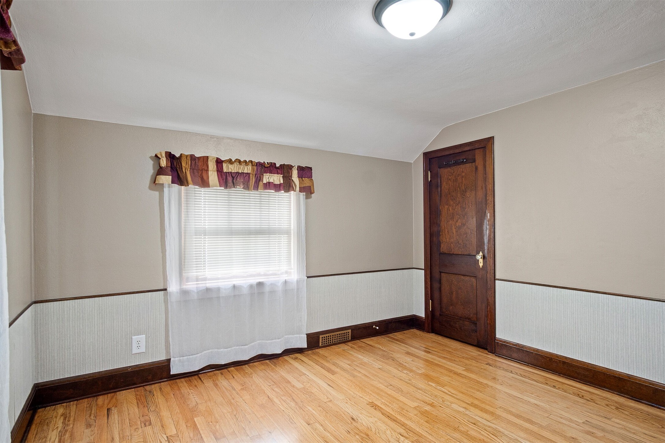 2017 11th Street Property Photo 23