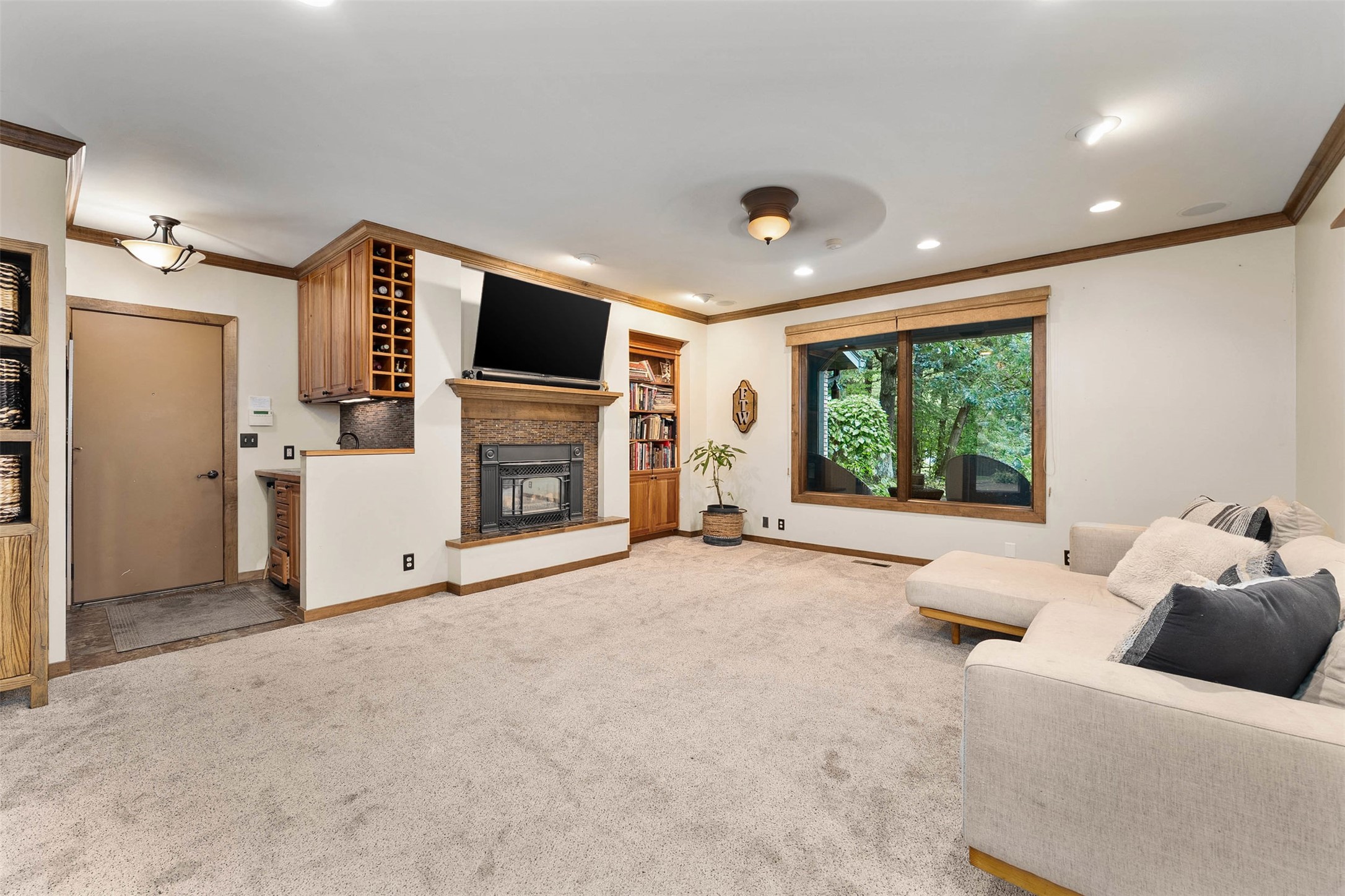 3602 Timber Trails Court Property Photo 12