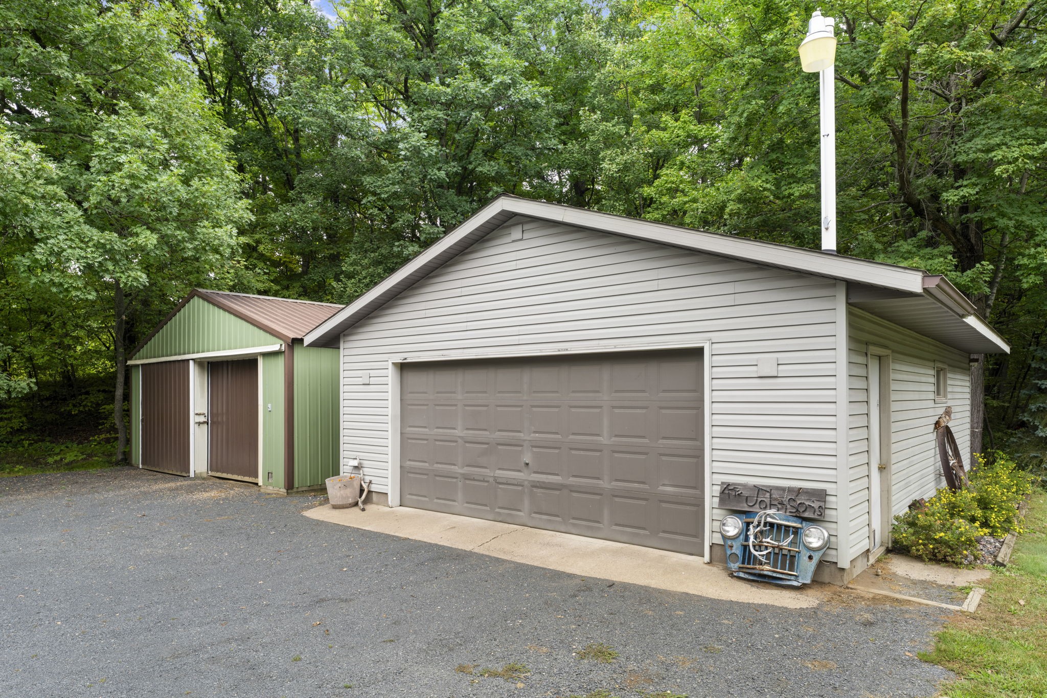 310 280th Street Property Photo 32