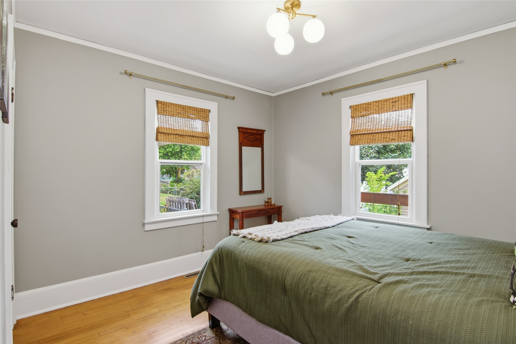 1324 Sherwin Avenue Property Photo 17