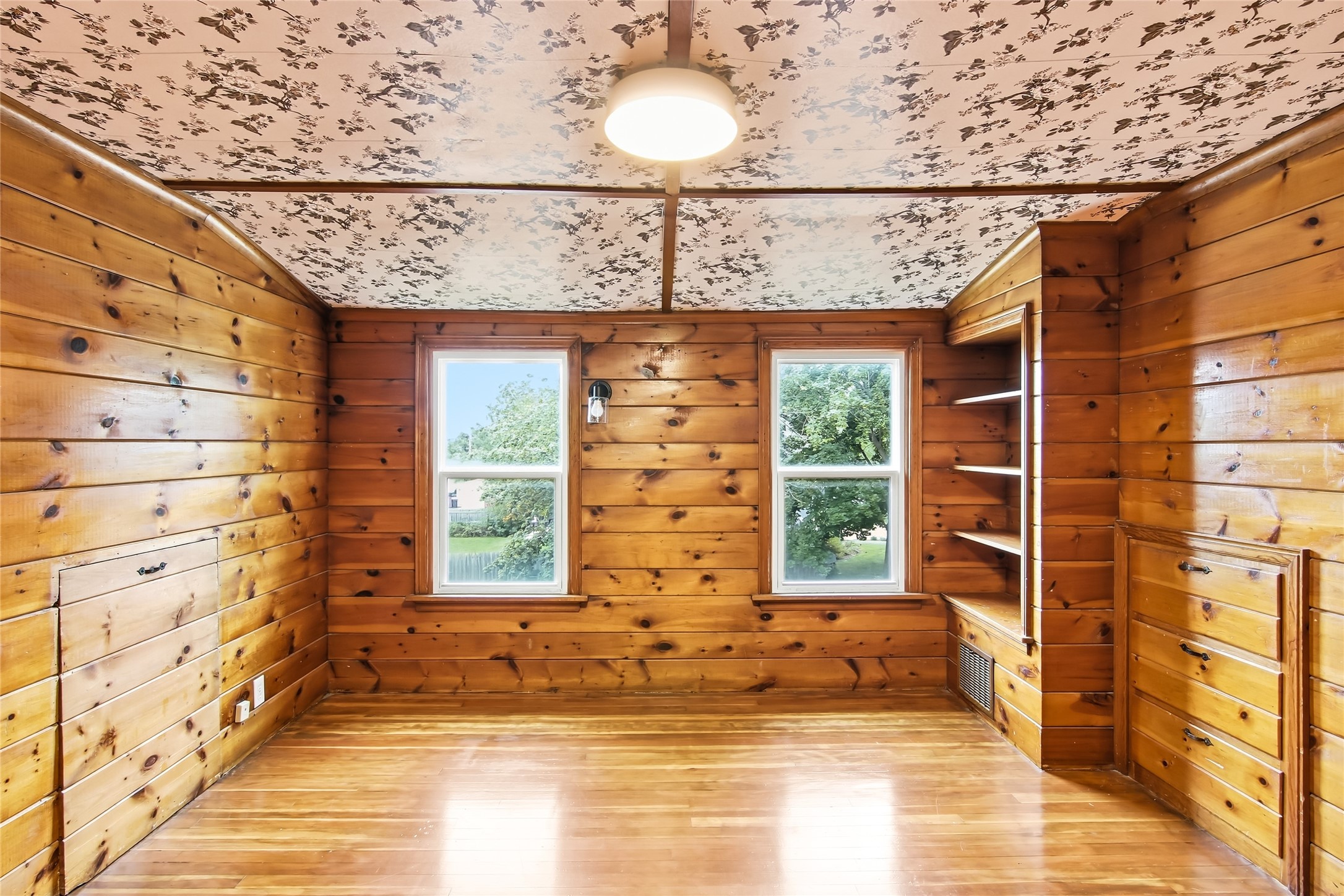 1324 Sherwin Avenue Property Photo 20