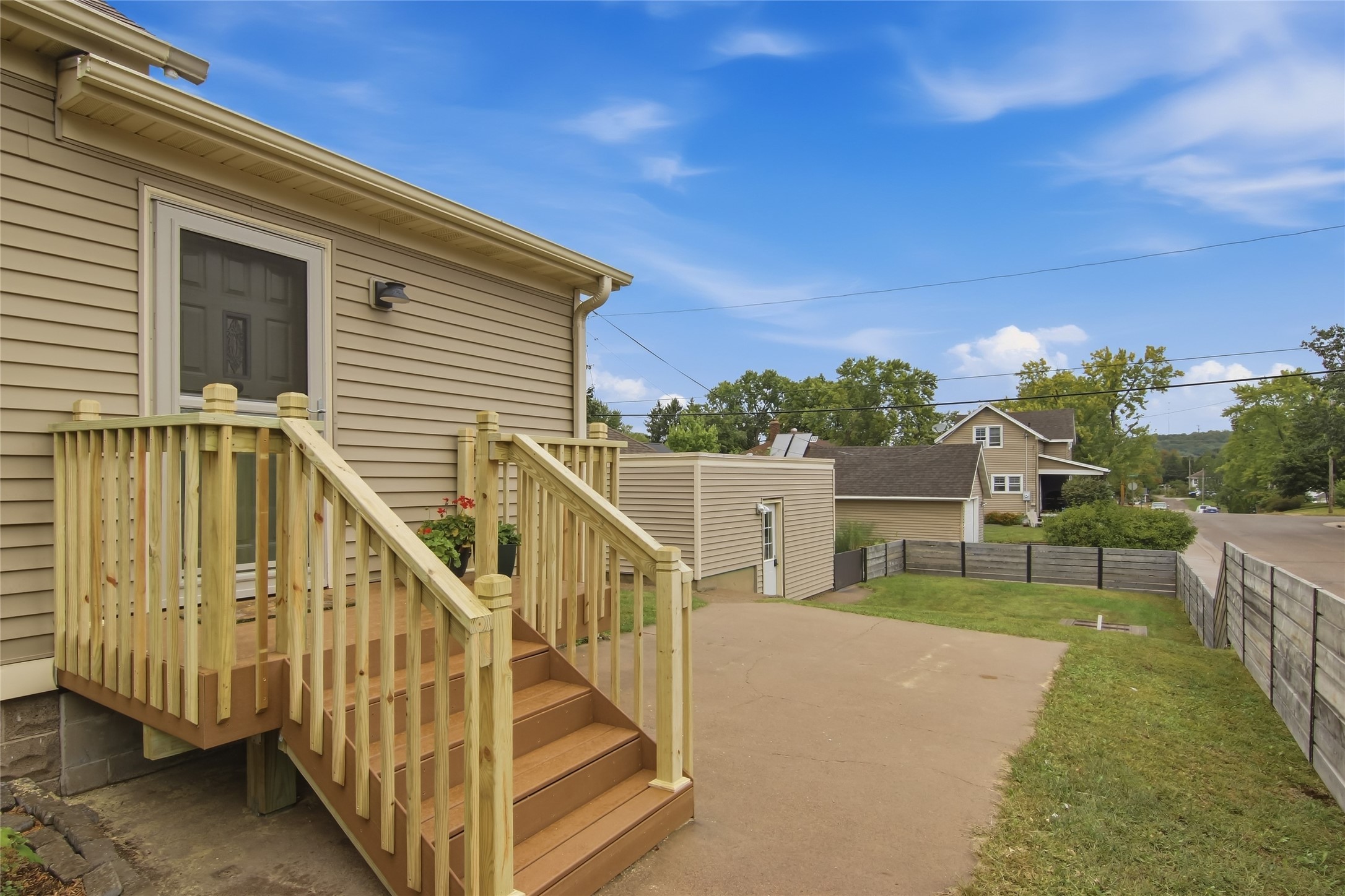 1324 Sherwin Avenue Property Photo 28