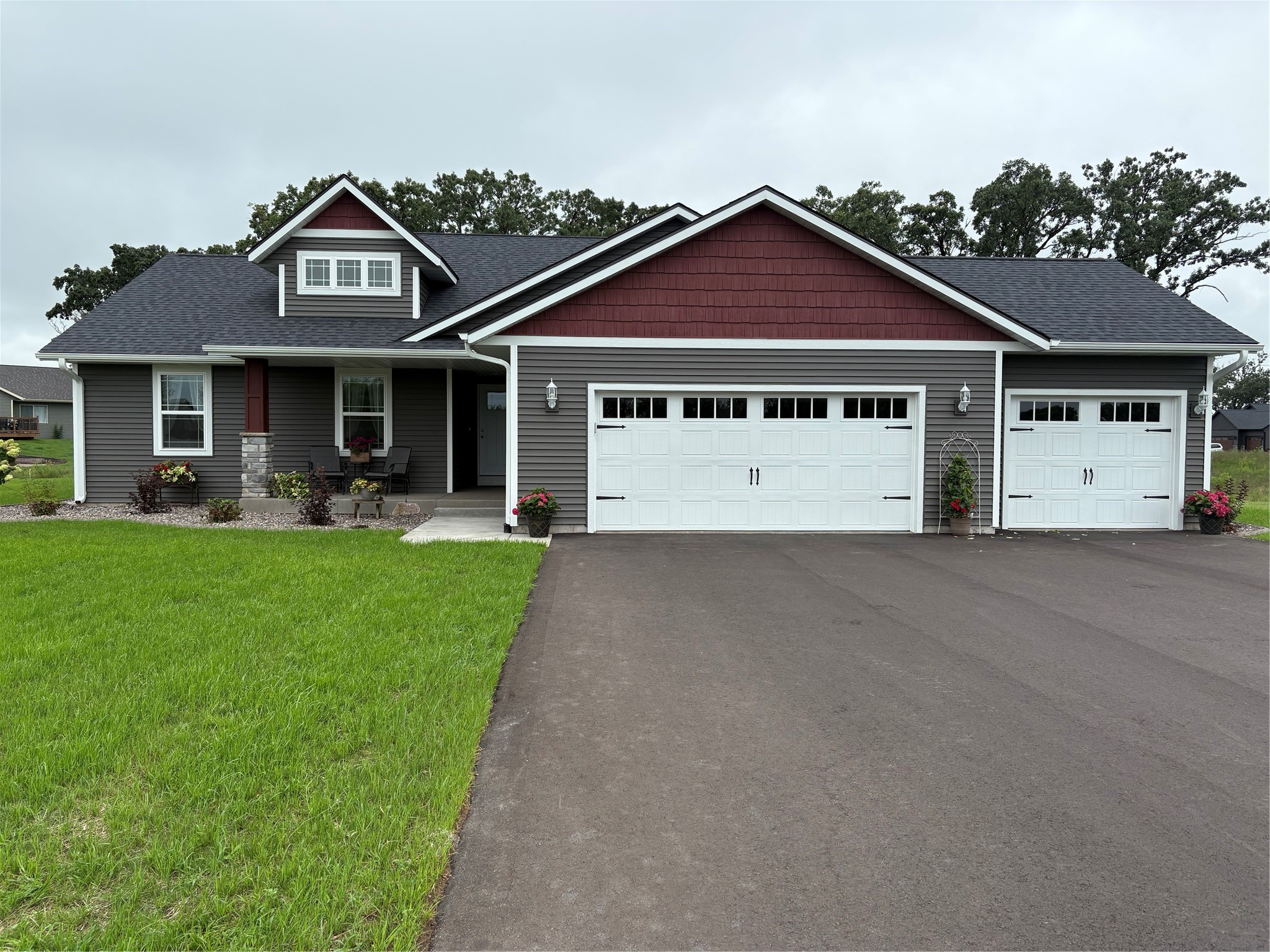 4325 146th Street Property Photo 1