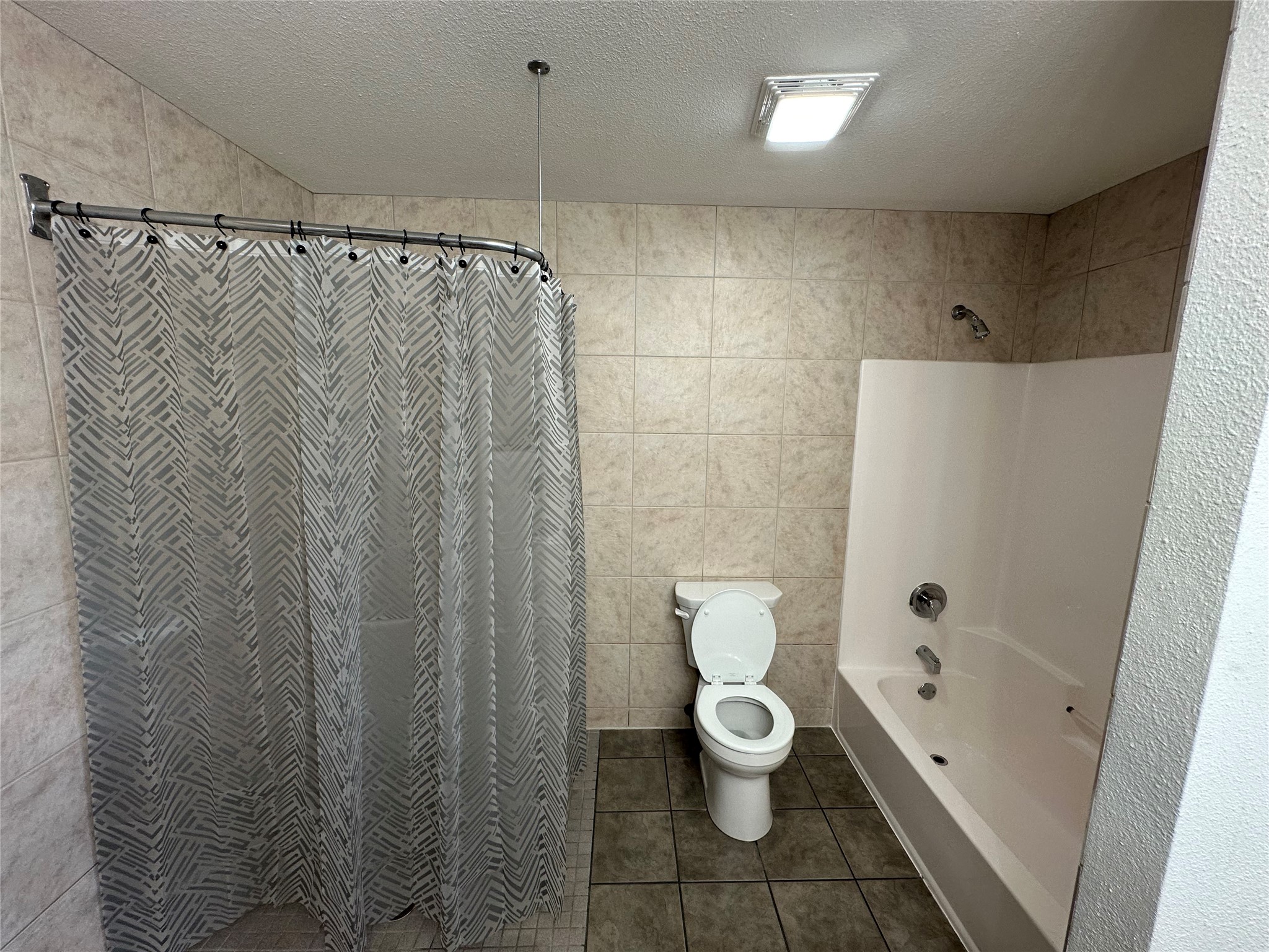 2610 Mont Claire Road Property Photo 12