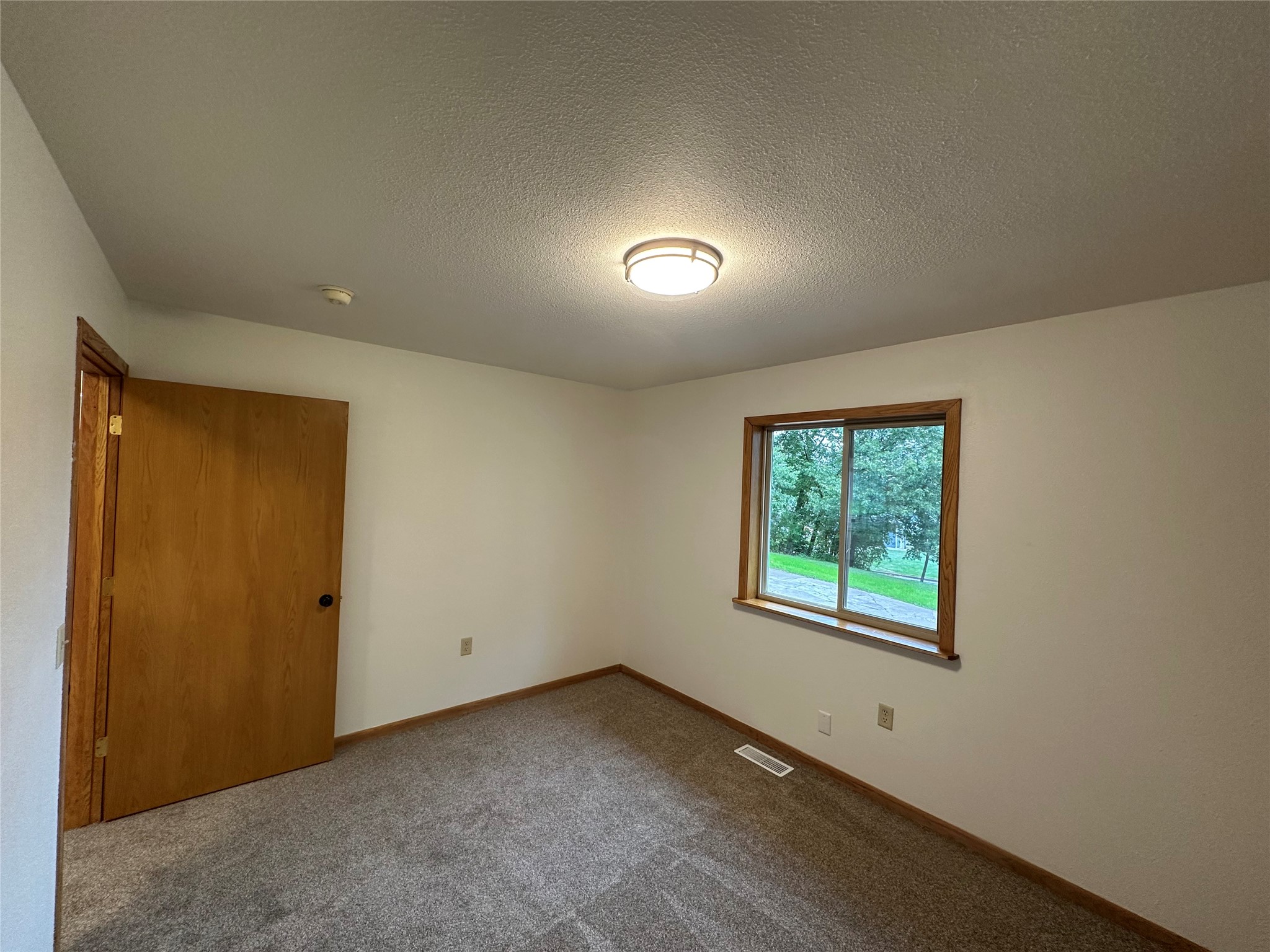 2610 Mont Claire Road Property Photo 21