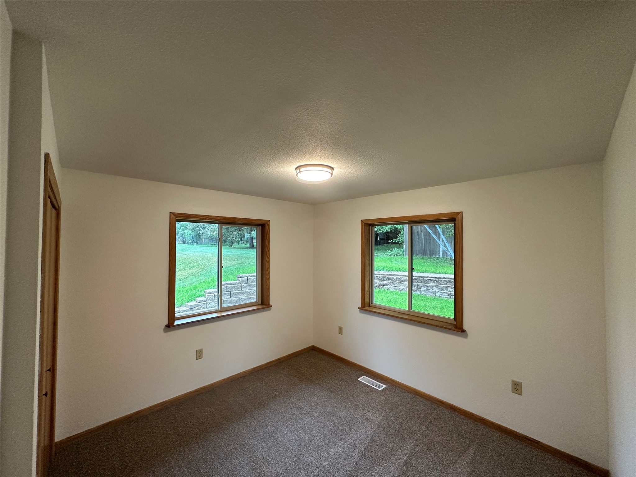 2610 Mont Claire Road Property Photo 24