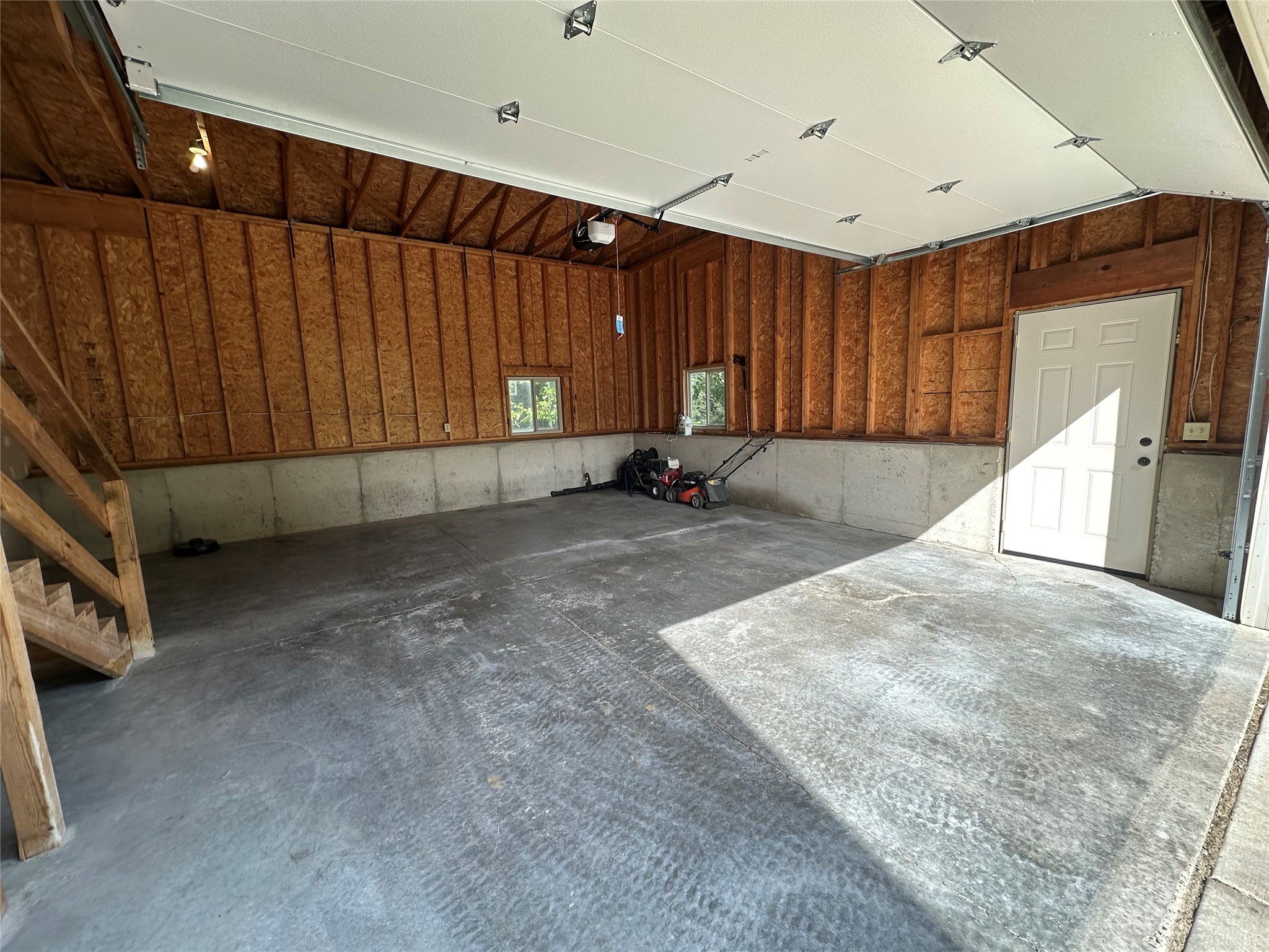 2610 Mont Claire Road Property Photo 49