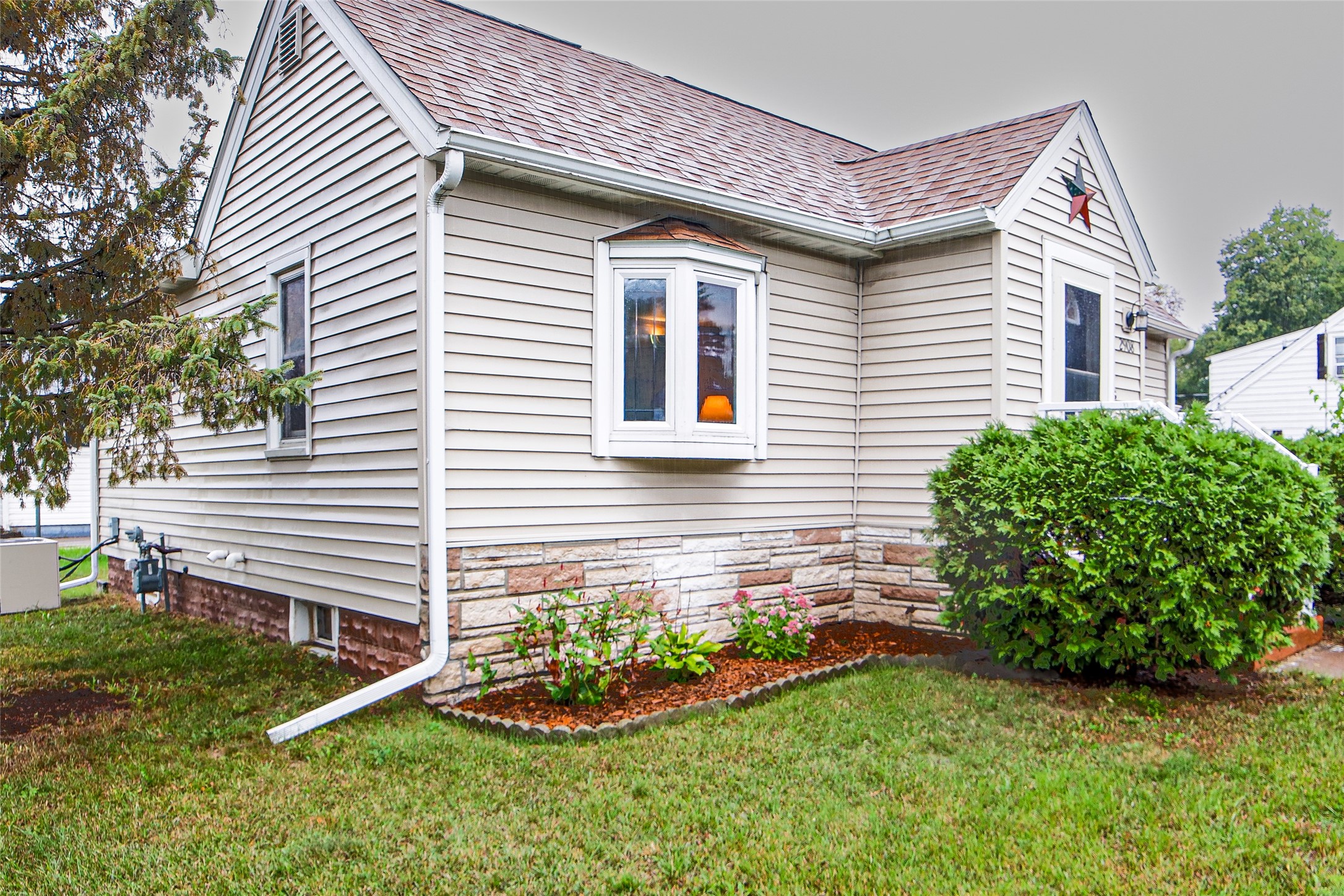 2908 6th Street Property Photo 4