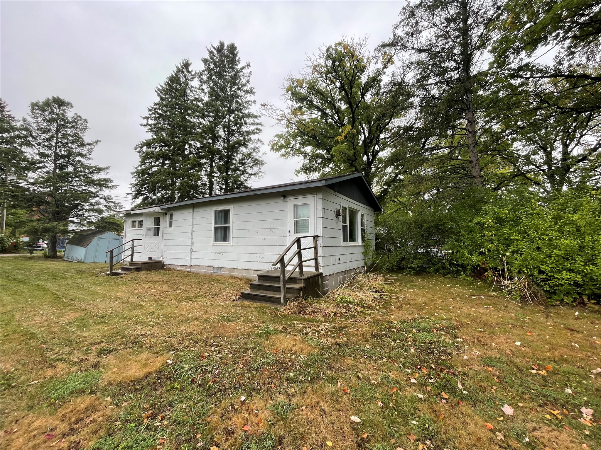 6563 W Railroad Avenue Property Photo 3