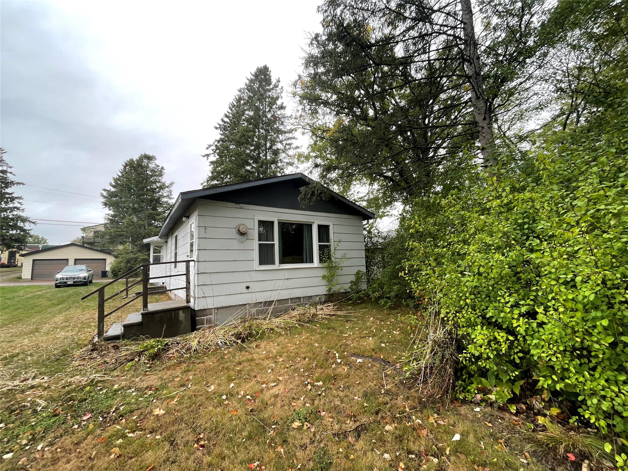 6563 W Railroad Avenue Property Photo 5