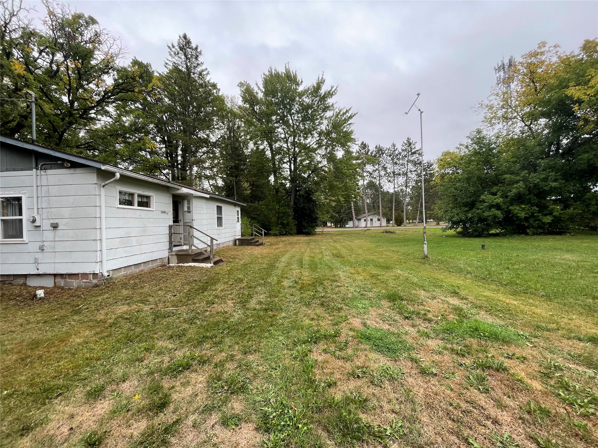6563 W Railroad Avenue Property Photo 6