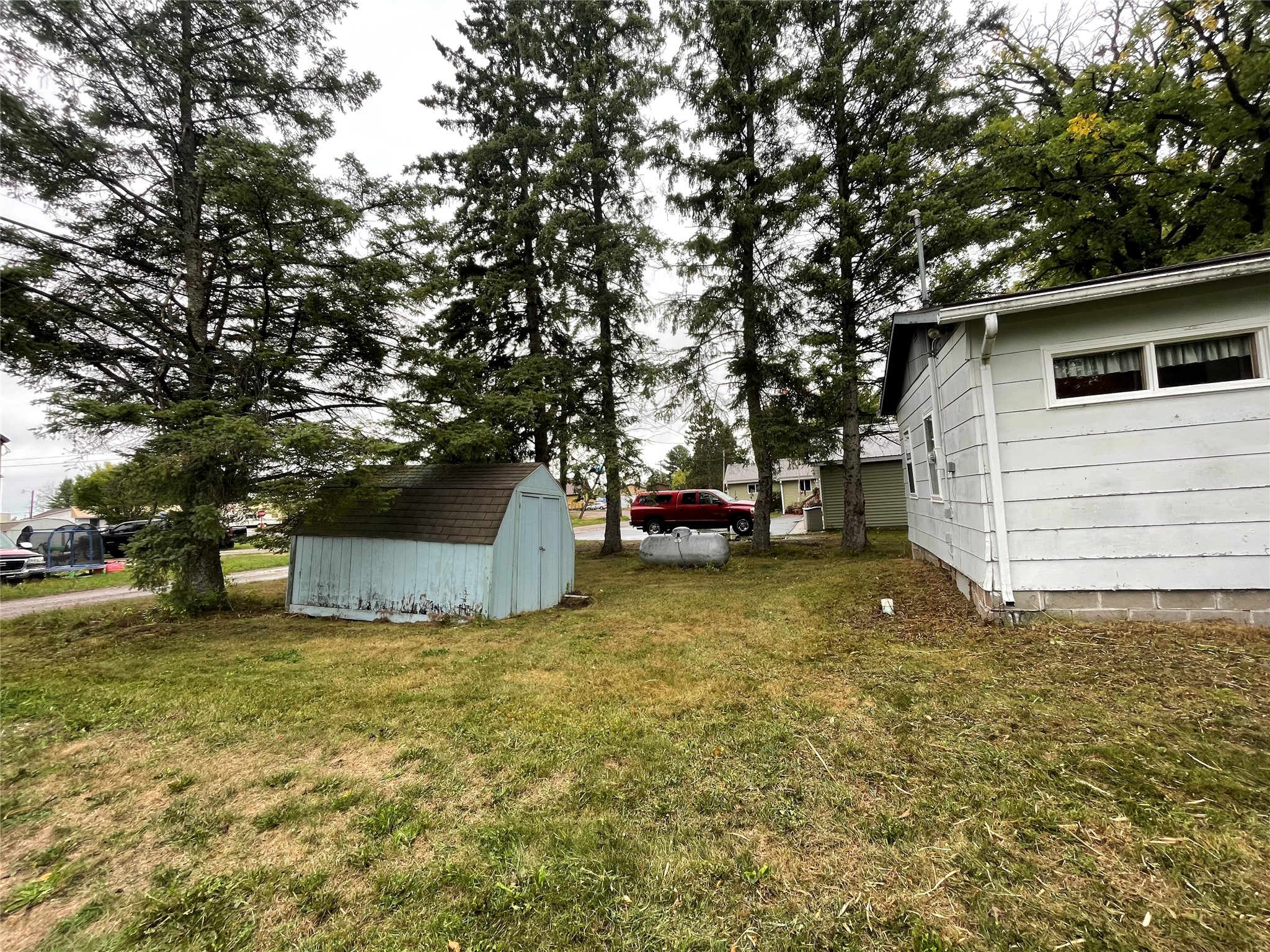6563 W Railroad Avenue Property Photo 7
