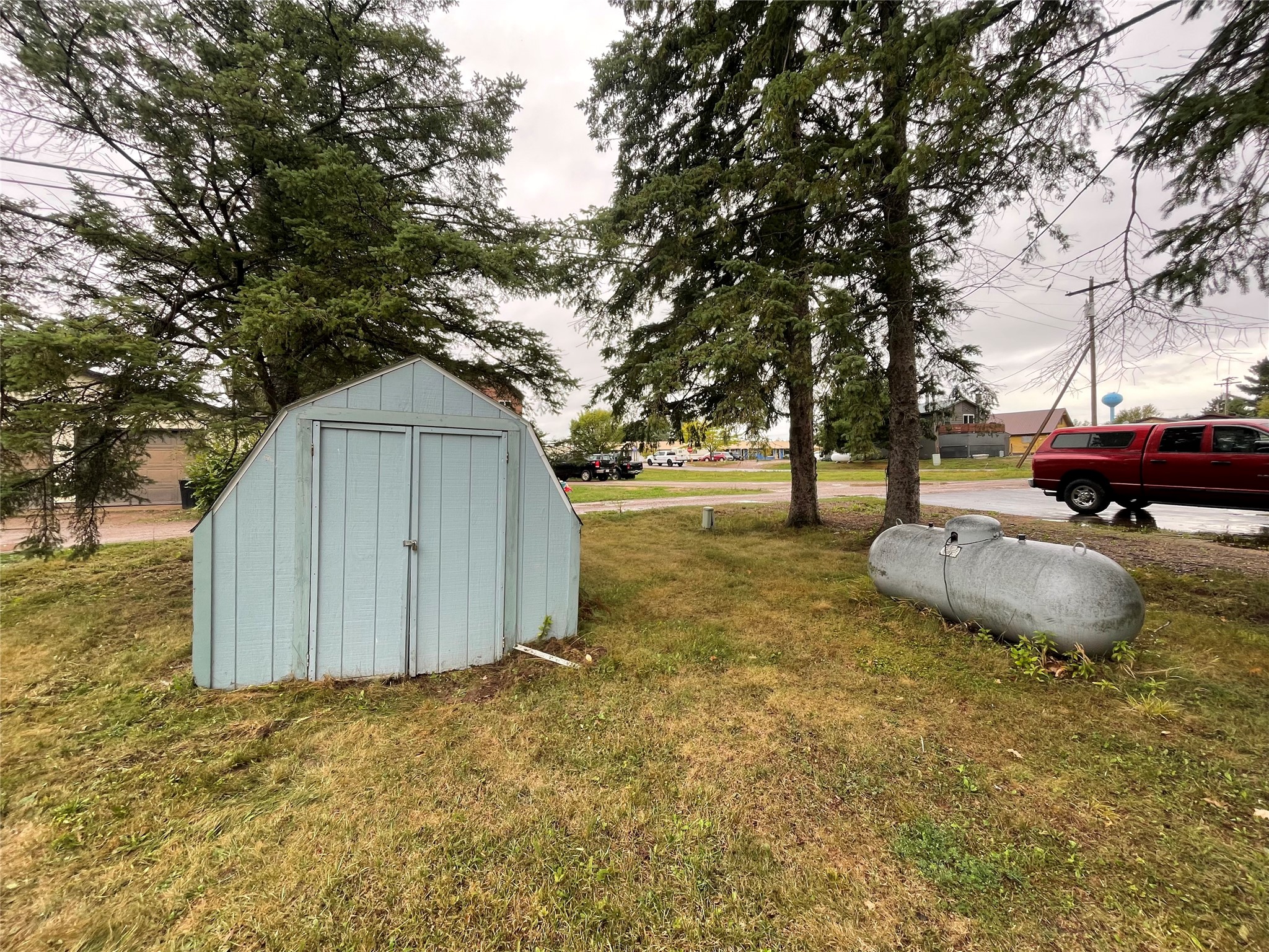 6563 W Railroad Avenue Property Photo 8