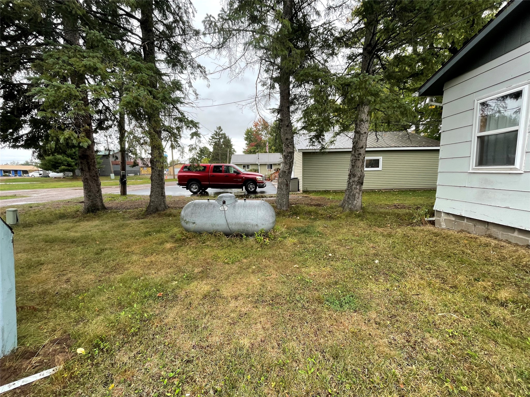 6563 W Railroad Avenue Property Photo 9