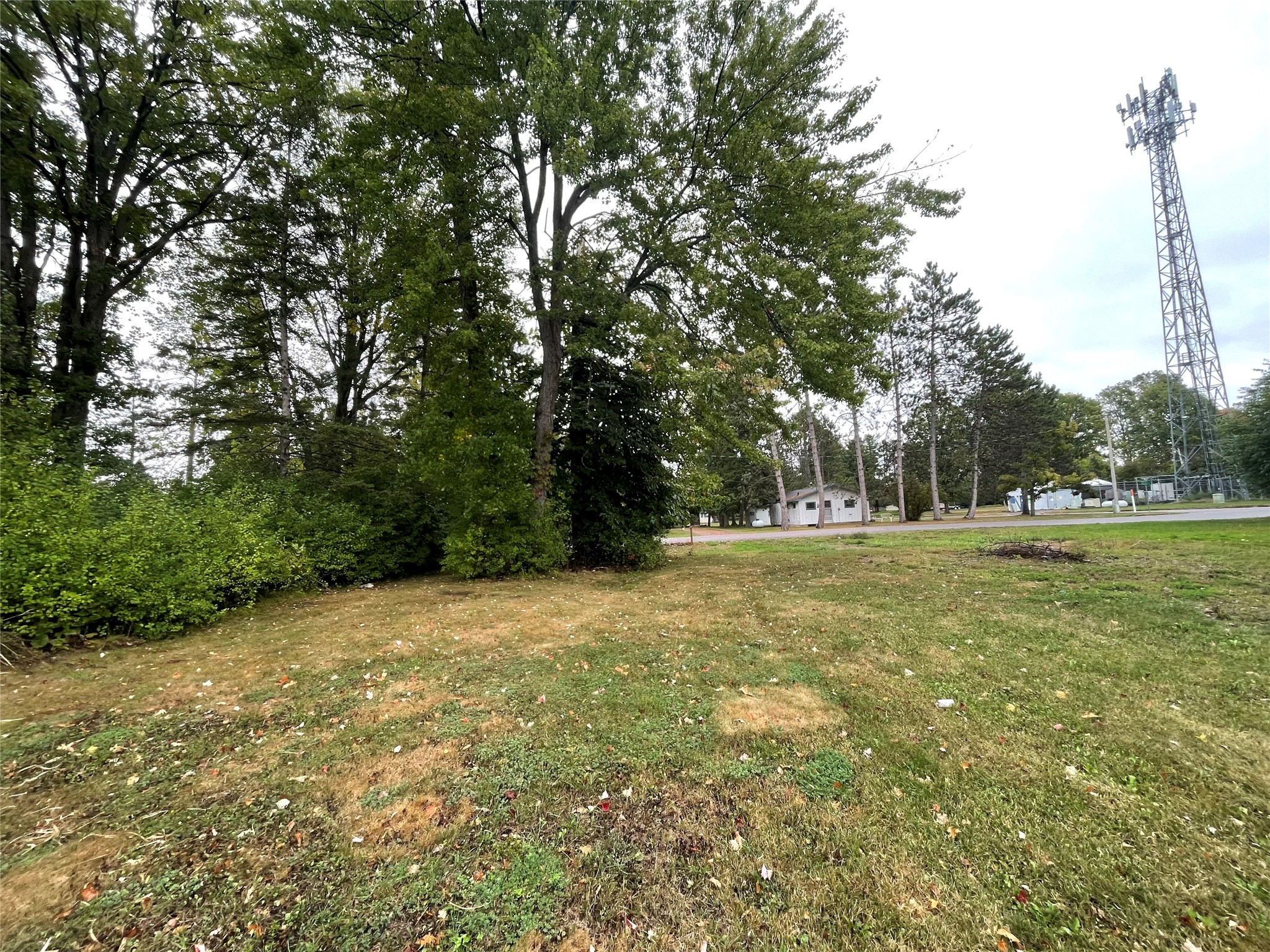 6563 W Railroad Avenue Property Photo 11