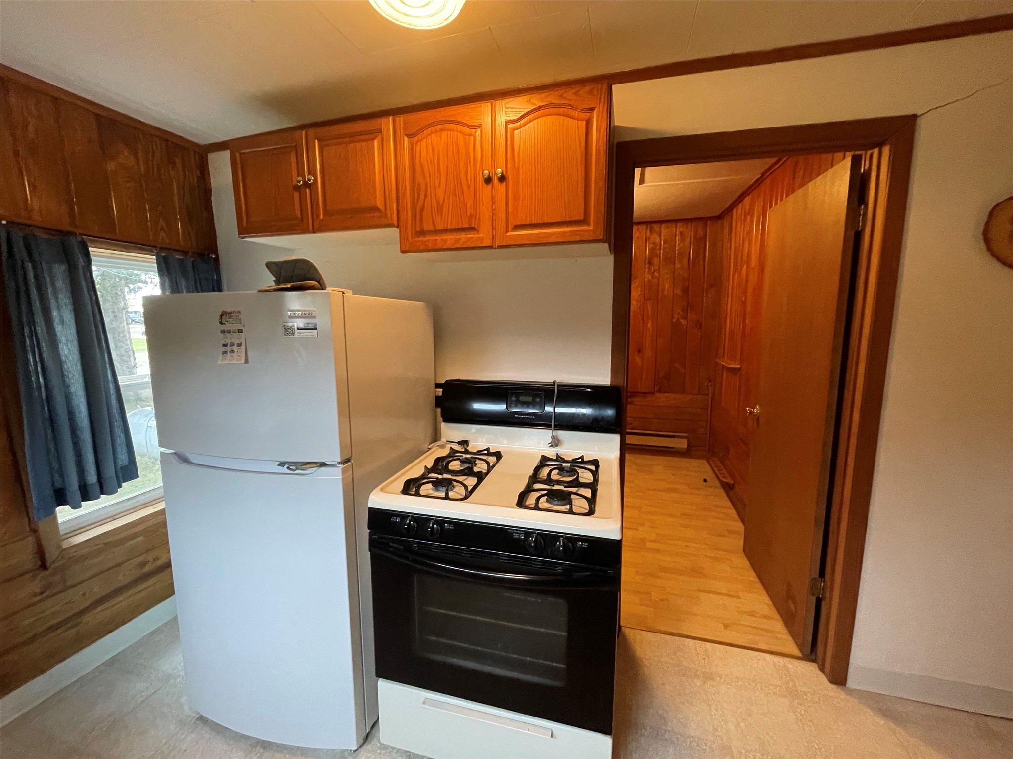 6563 W Railroad Avenue Property Photo 14