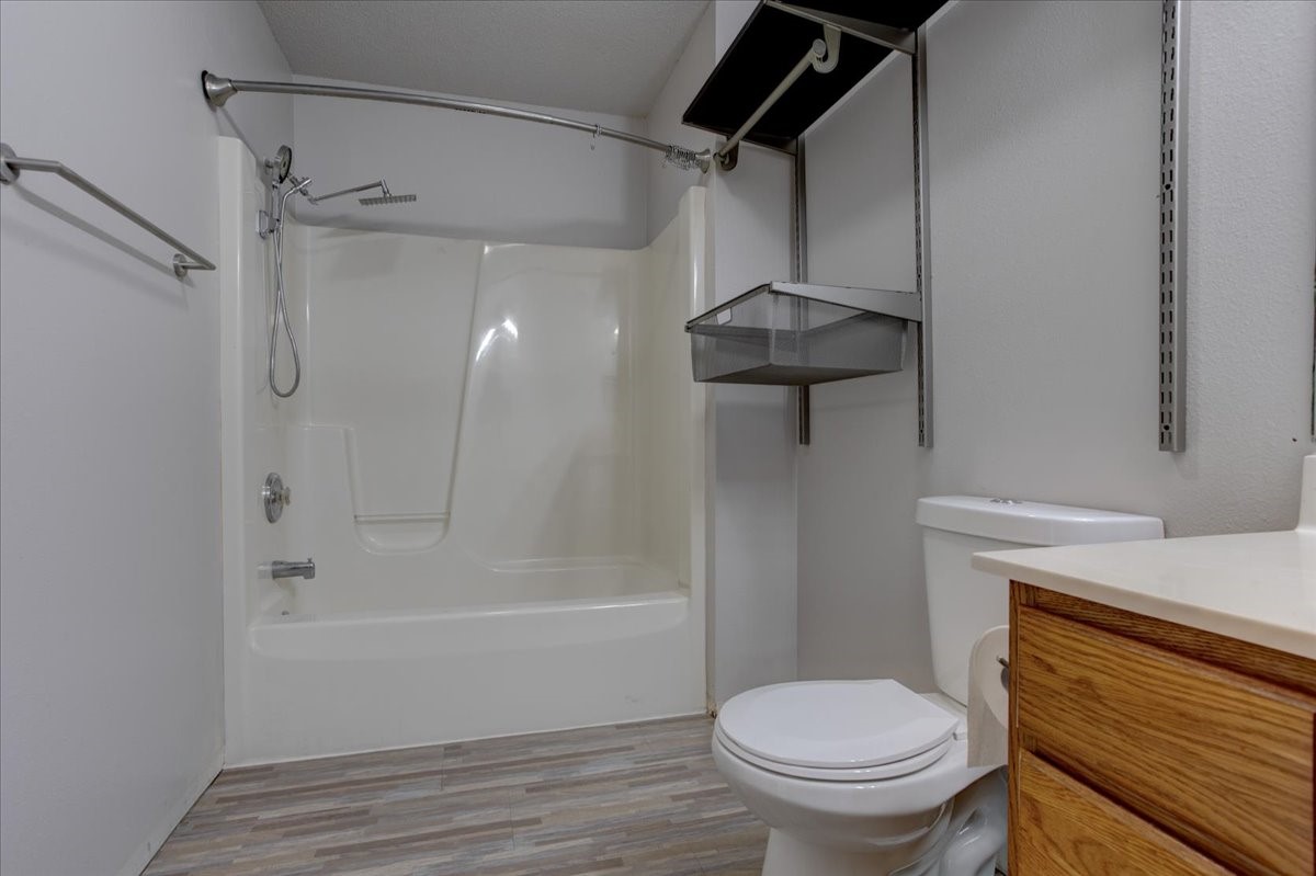 381 Red Cedar Street 1 Property Photo 14