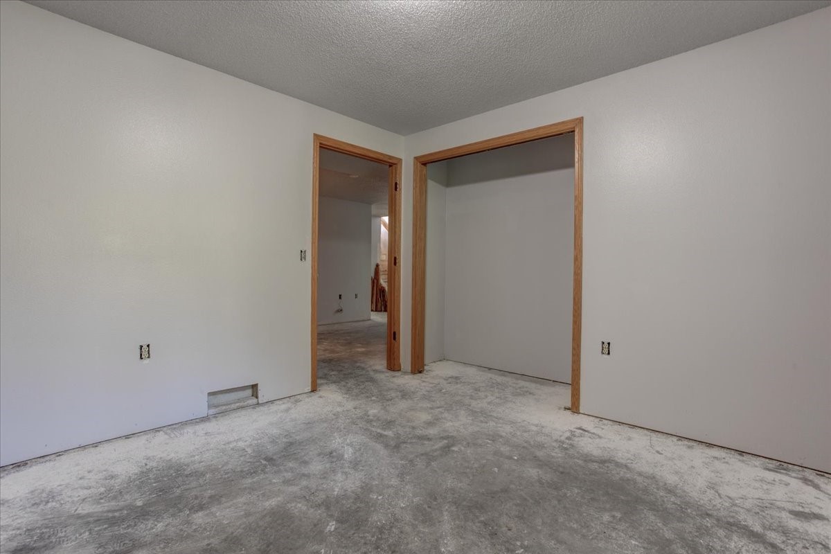 381 Red Cedar Street 1 Property Photo 25