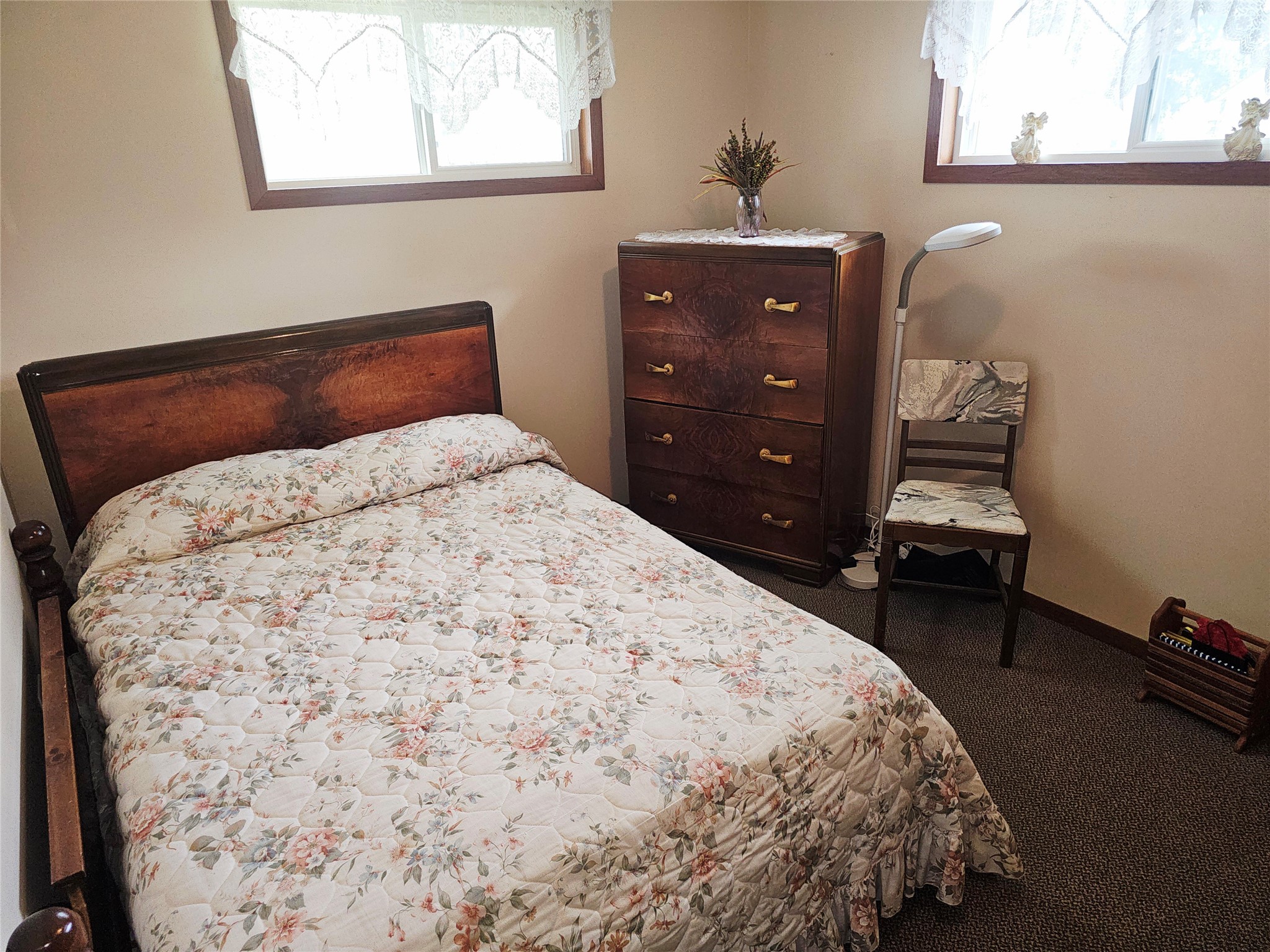 35 W Franklin Avenue Property Photo 13