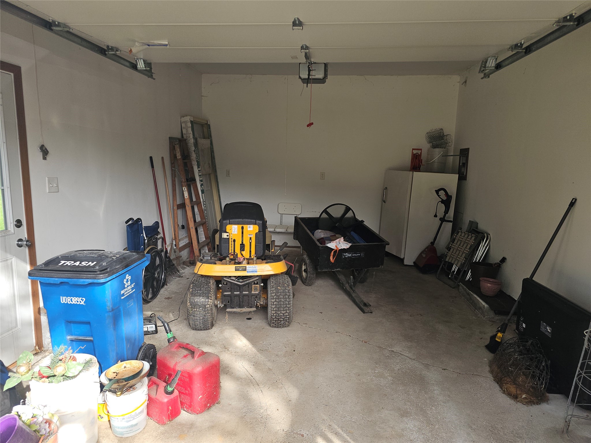 35 W Franklin Avenue Property Photo 15
