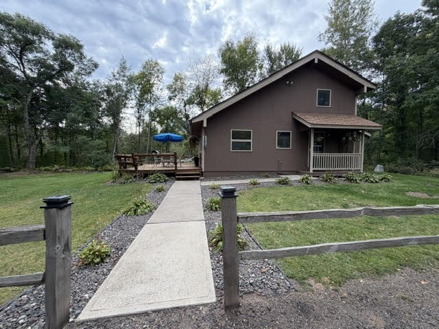 24697 Clam Lake Drive Property Photo 1