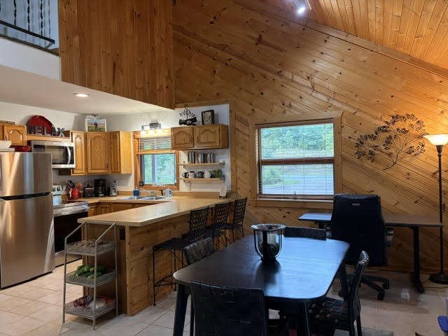 24697 Clam Lake Drive Property Photo 8