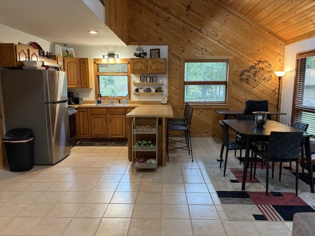 24697 Clam Lake Drive Property Photo 9