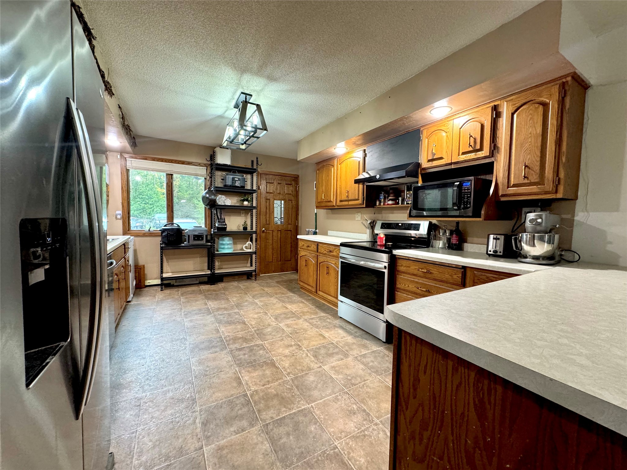 5063 W Tower Road Property Photo 6