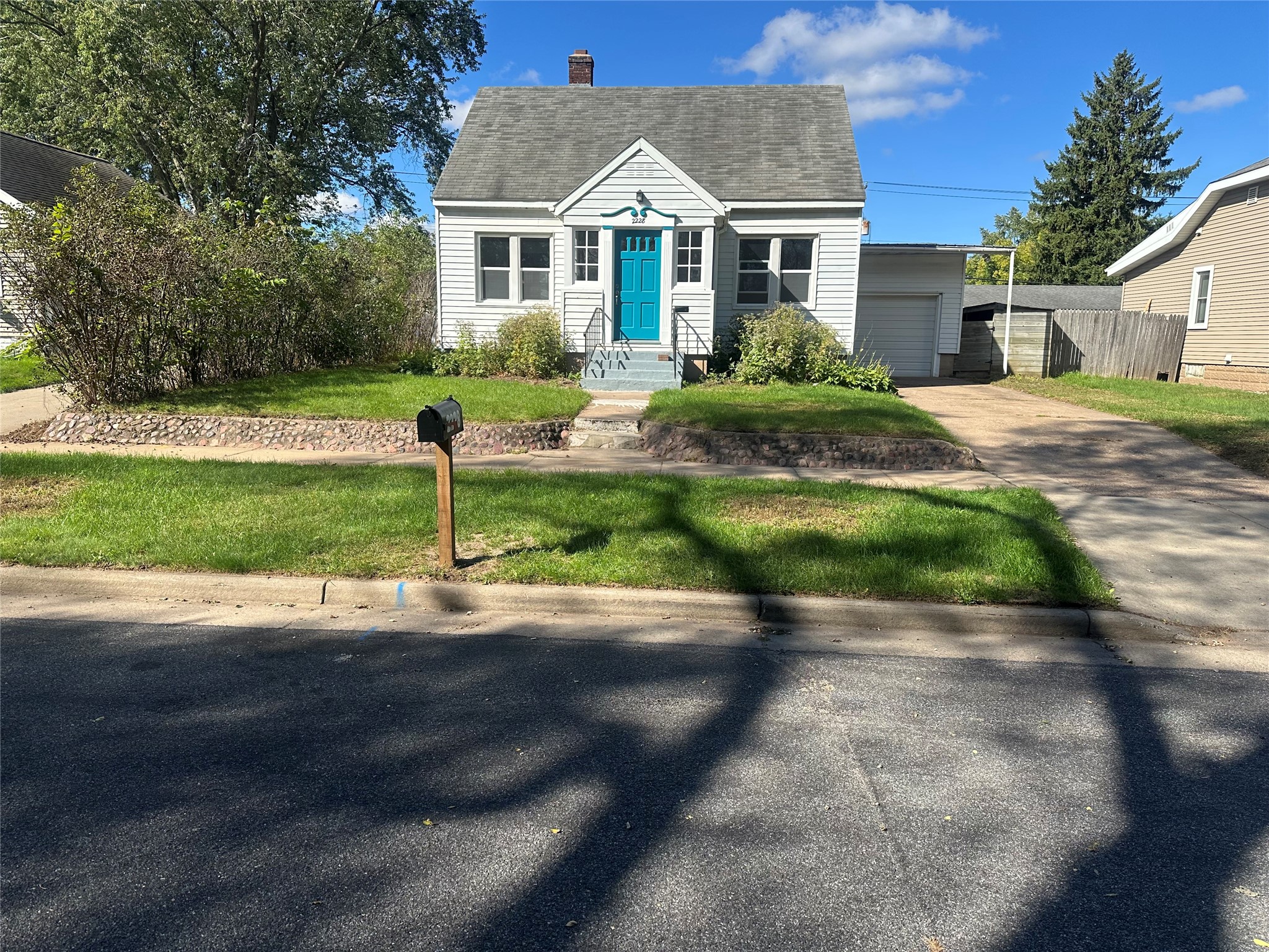 2228 8th Street Property Photo 1