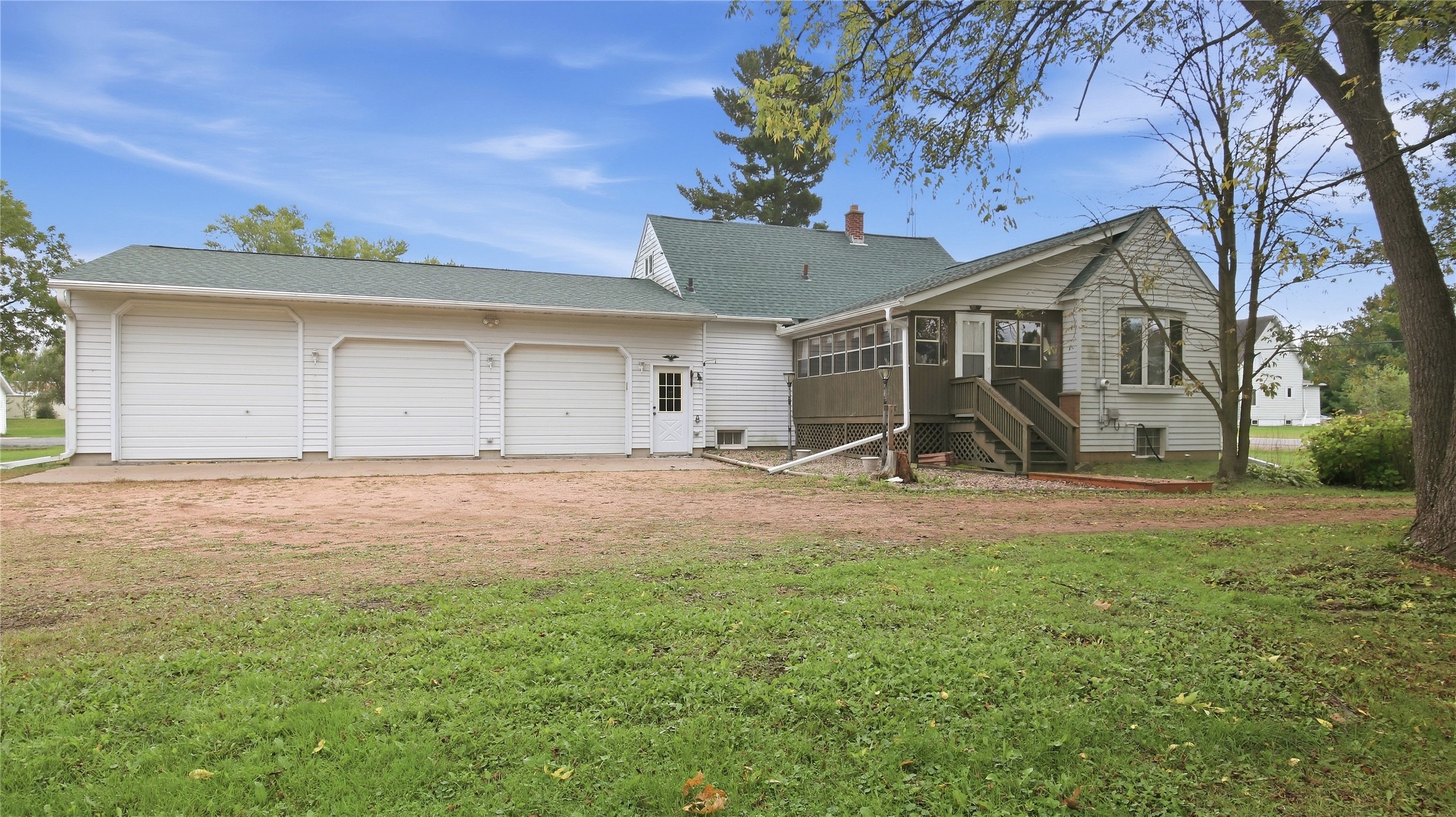 529 W Maple Street Property Photo 1