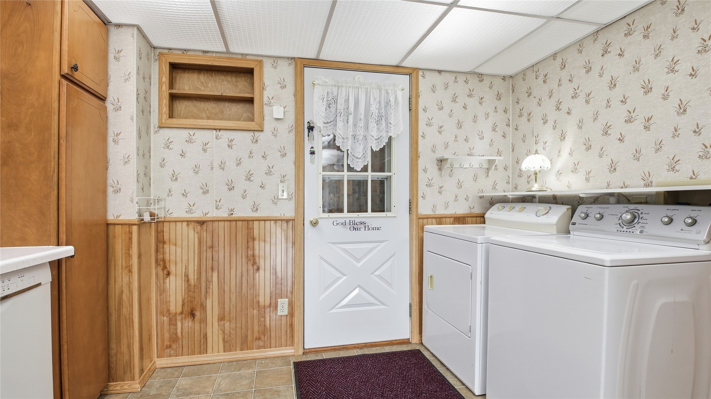 529 W Maple Street Property Photo 7