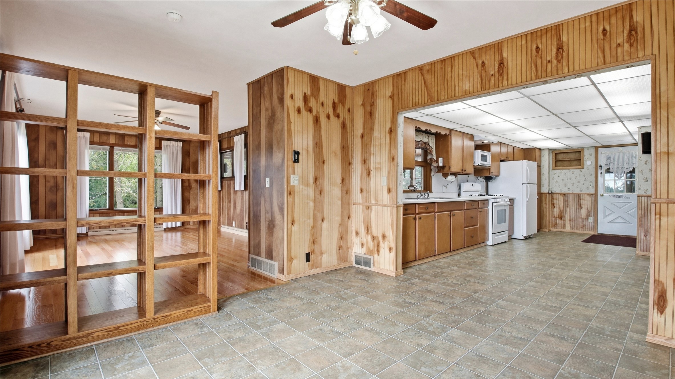 529 W Maple Street Property Photo 11