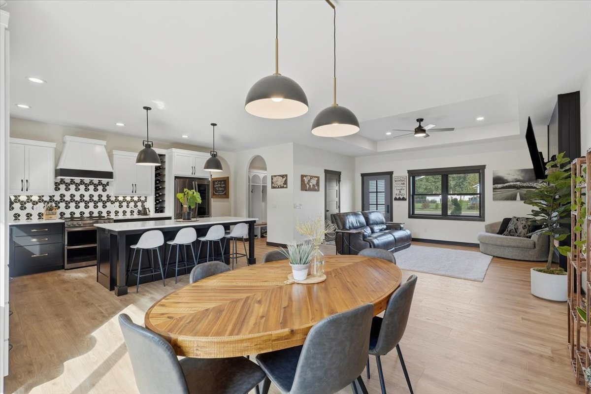 5022 Woodlands Drive Property Photo 13
