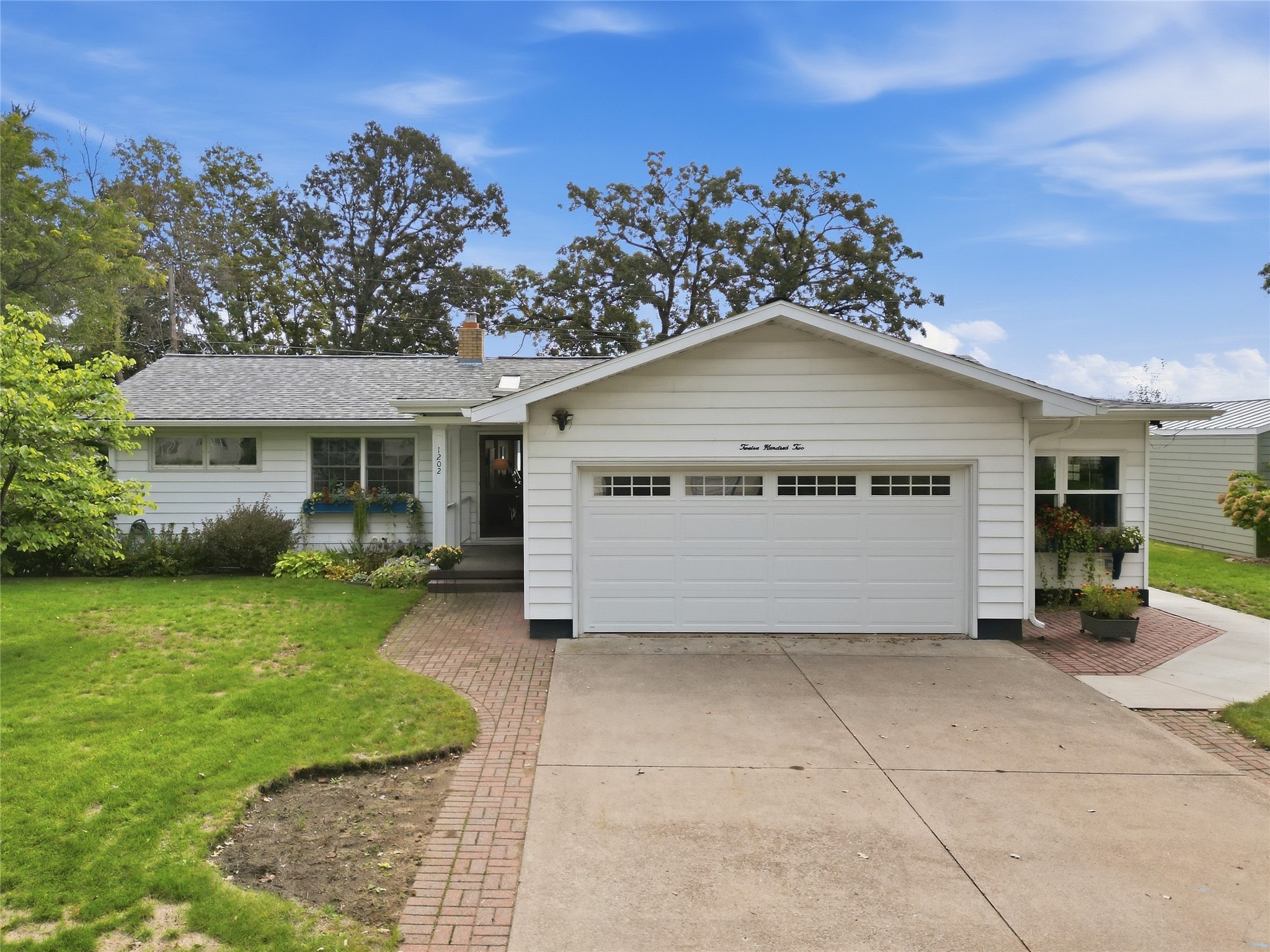 1202 North Shore Drive Ne Property Photo 37