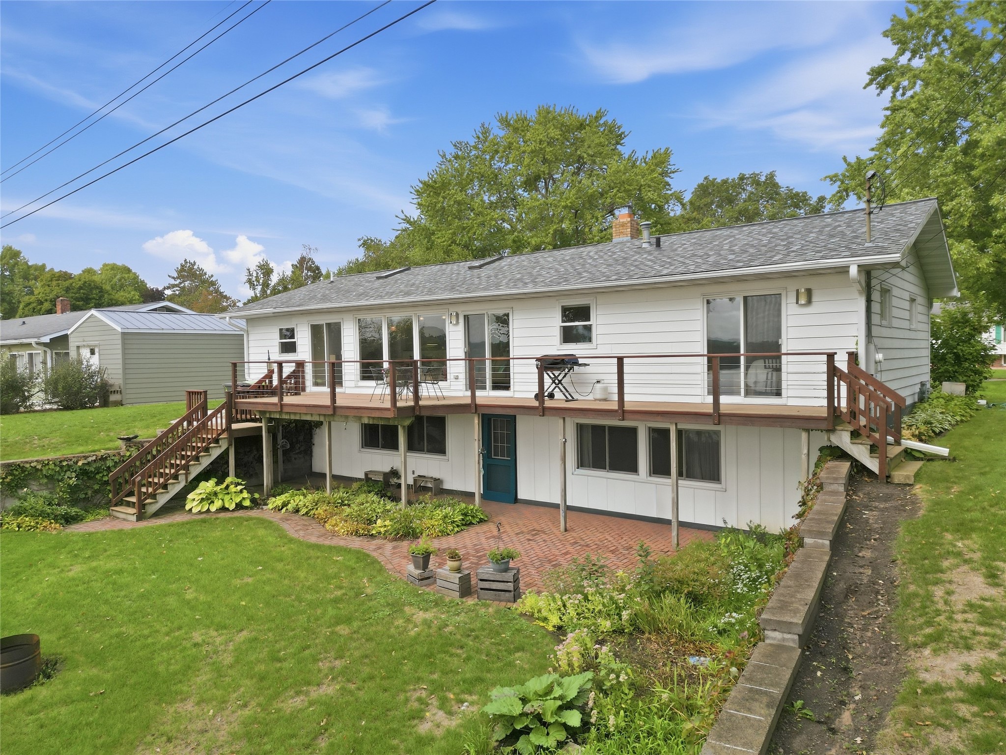 1202 North Shore Drive Ne Property Photo 39